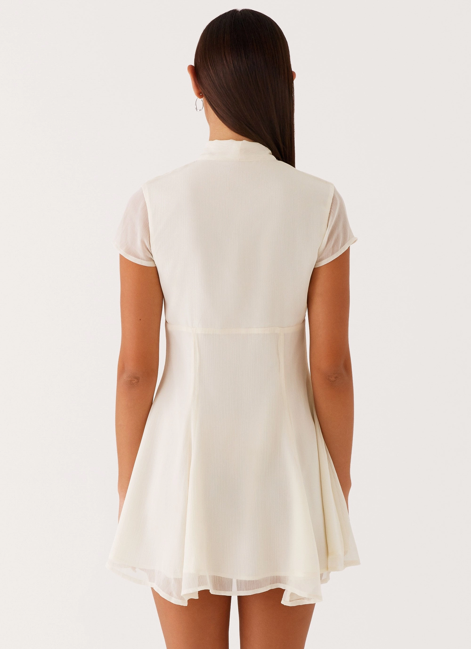 Karling Mini Dress - Ivory V-Neck Midnight Mood