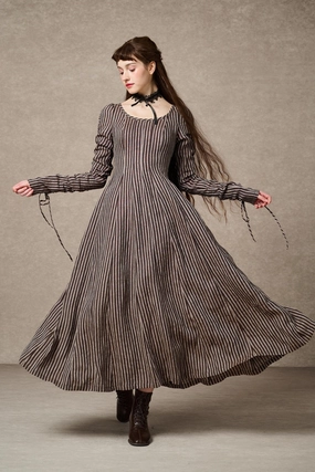 Crystal 17 | Victorian maxi linen dress Mesh Lining