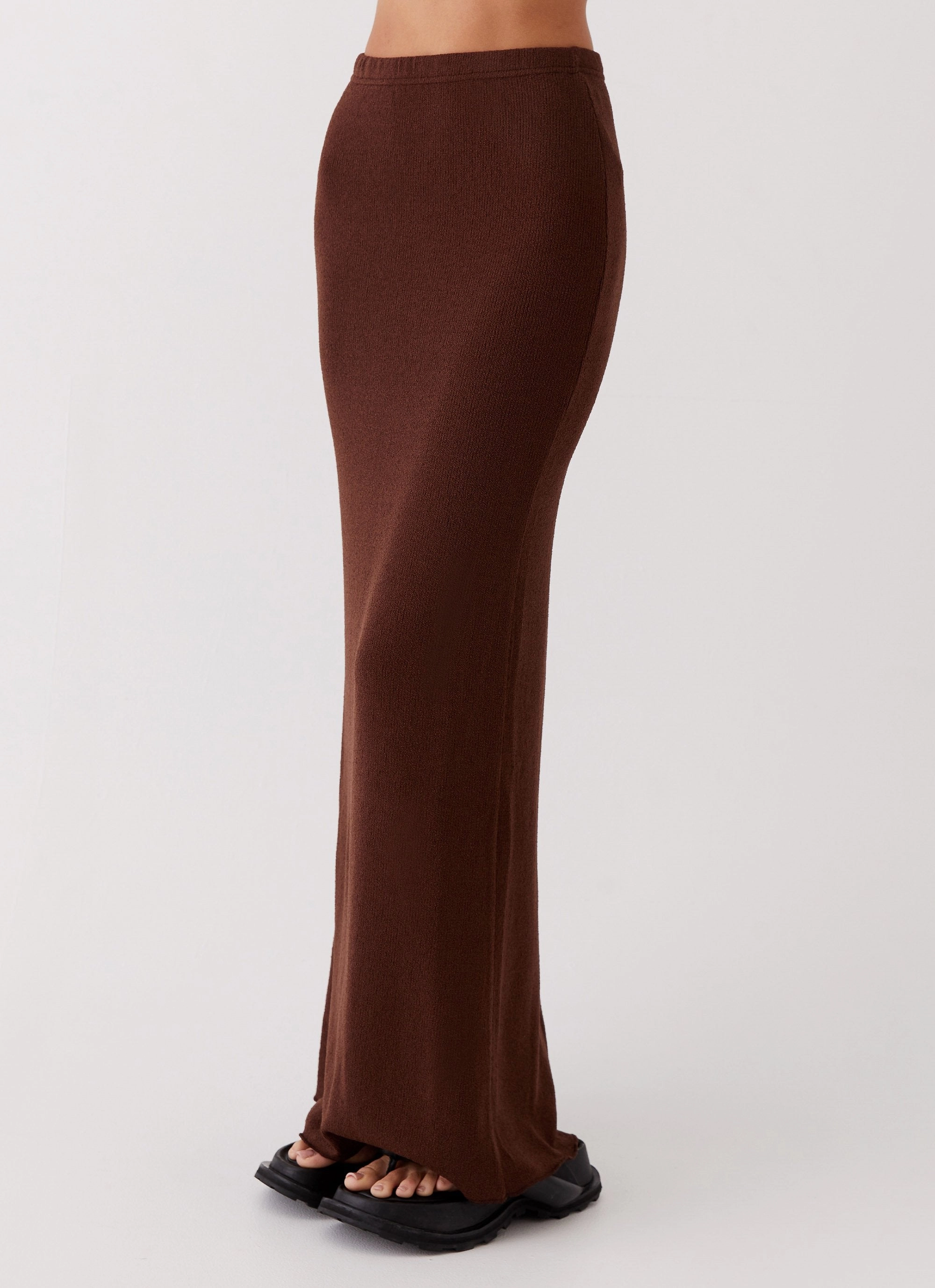 Adjustable Drawcord Flexible Material Delicate Lady Knit Maxi Skirt - Chocolate