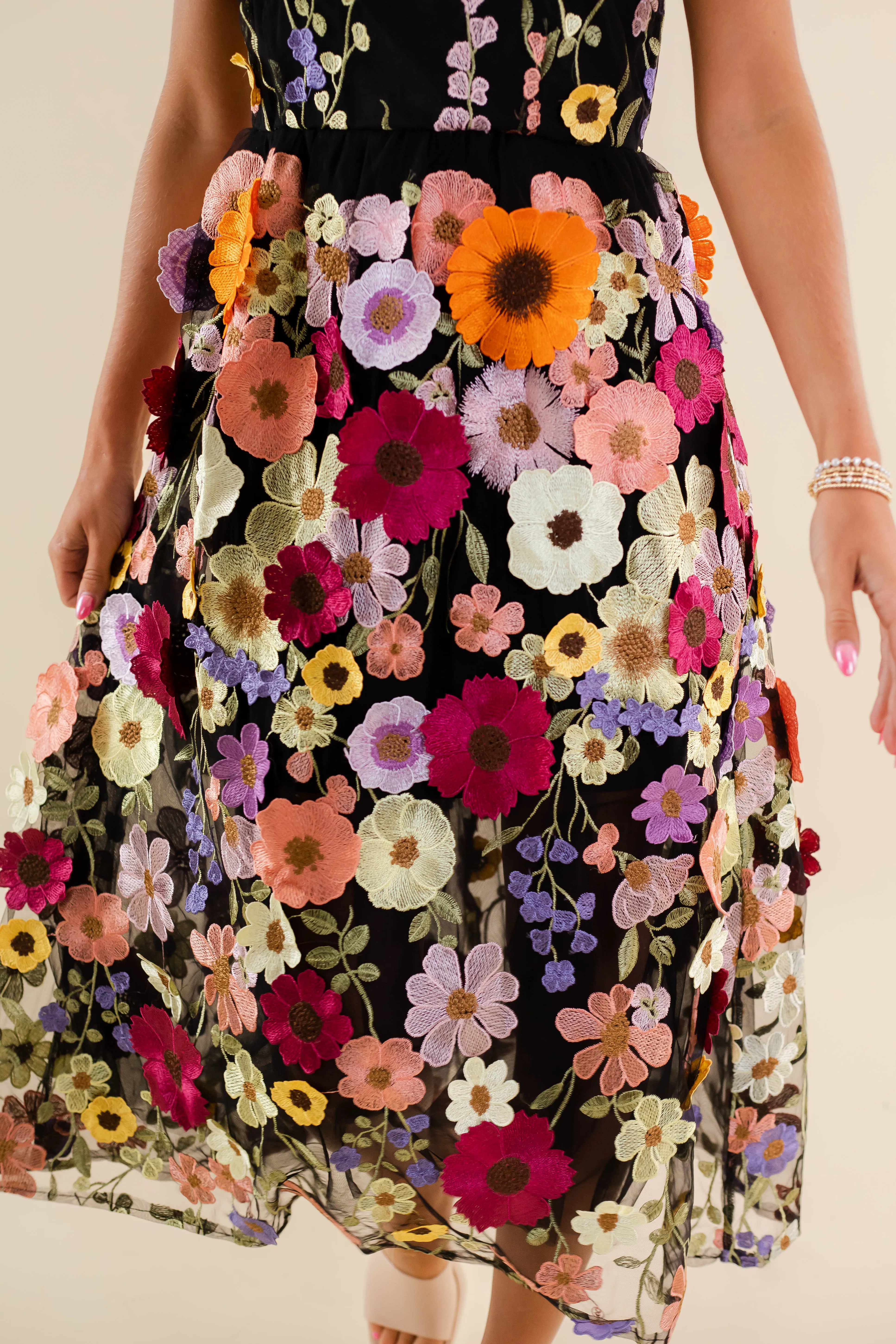Casual event outfit Unlike Any Other Love Midi Dress-Black