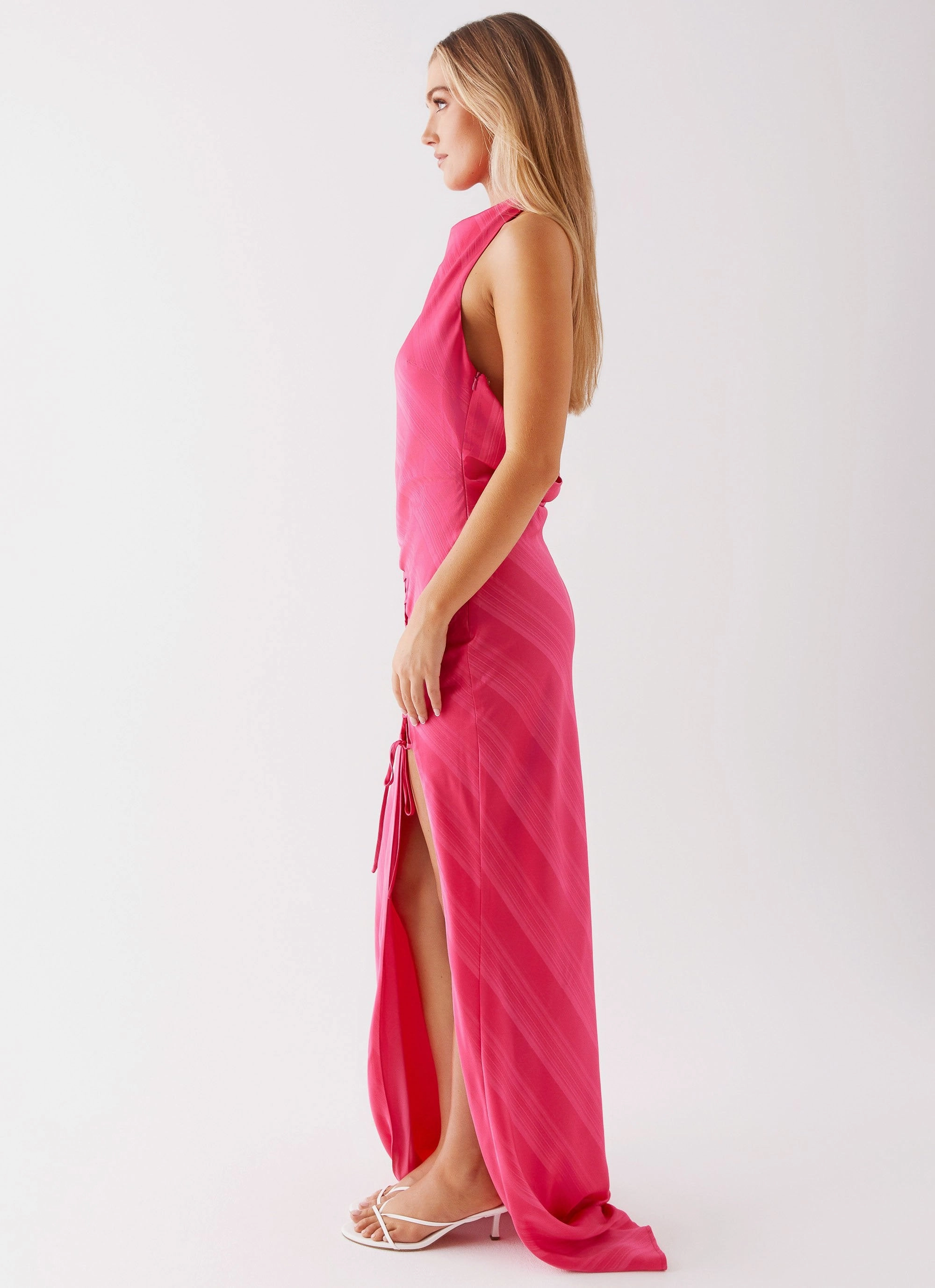 Heartbeat Maxi Dress - Pink Elegant Motion