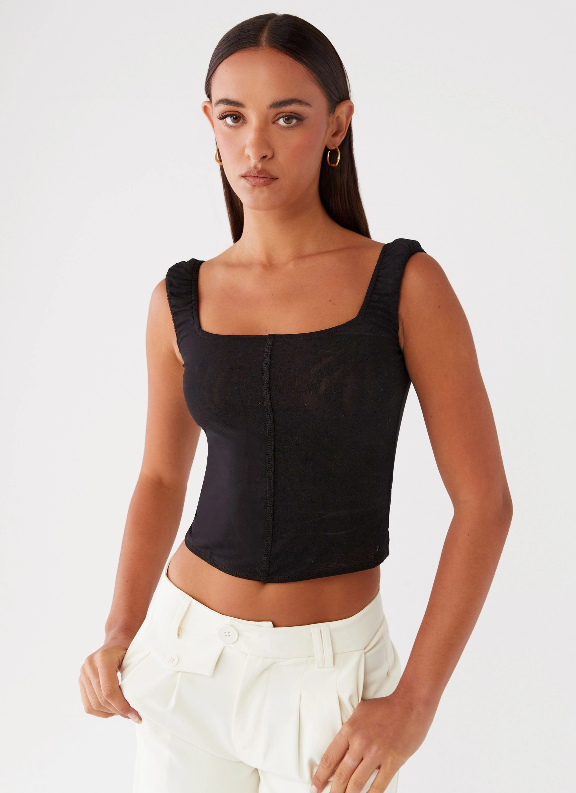 Kaden Top - Black TaglessCollar