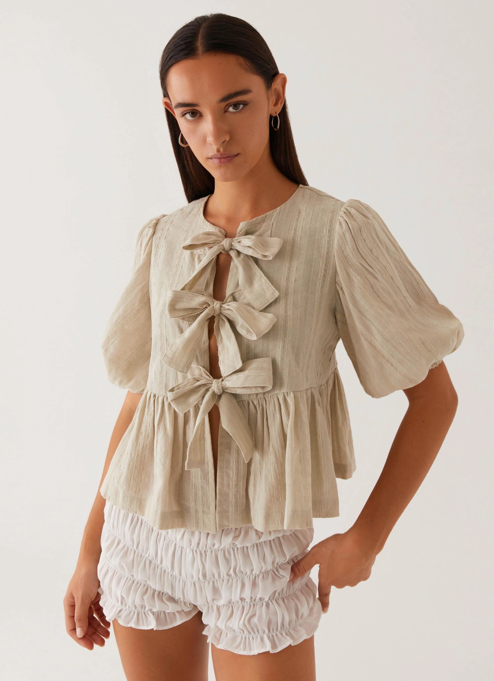 Western Wind Tie Top - Sage Rubberized grip