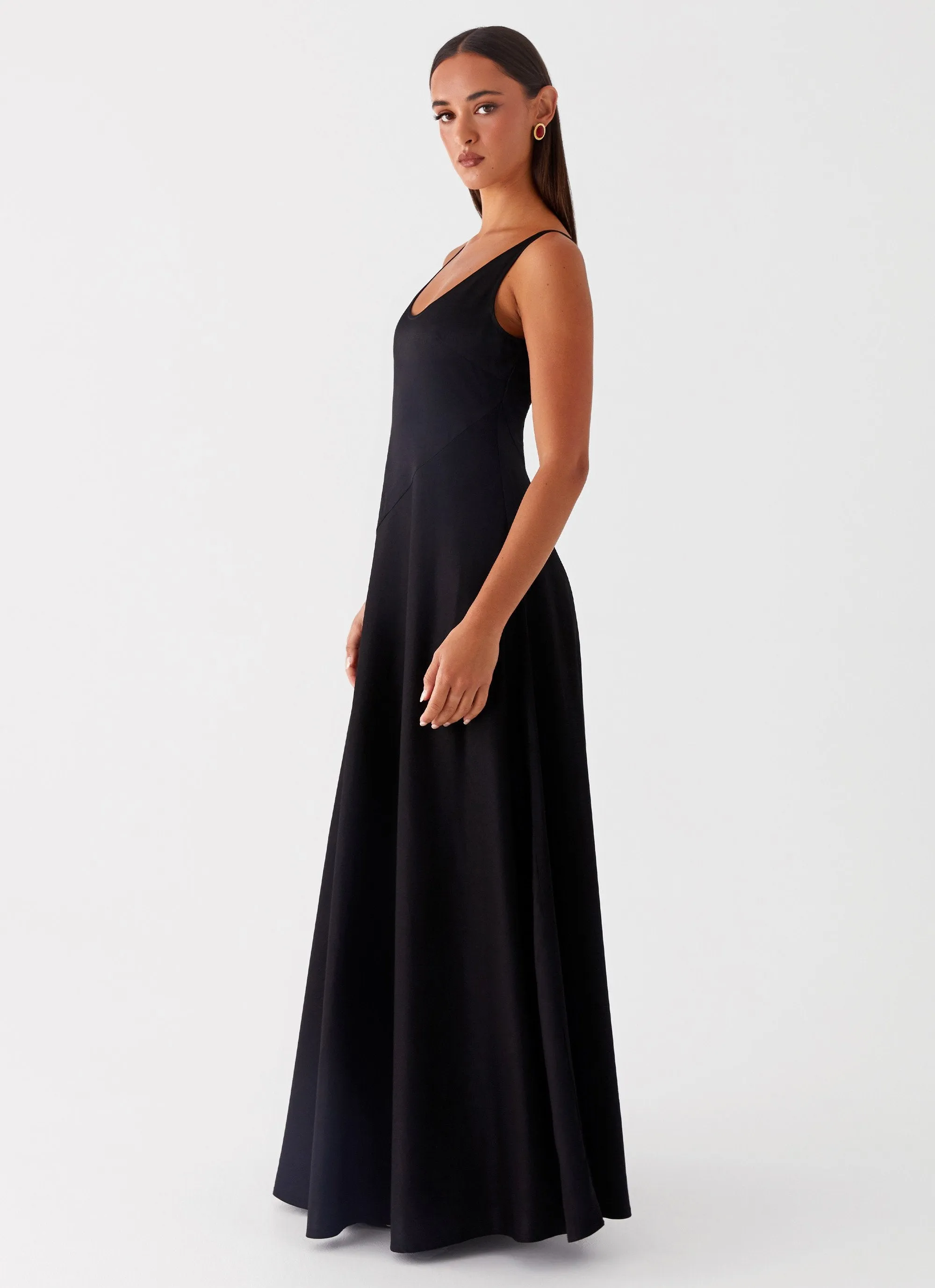 Grace Flow Side Pleats Cosma Maxi Dress - Black