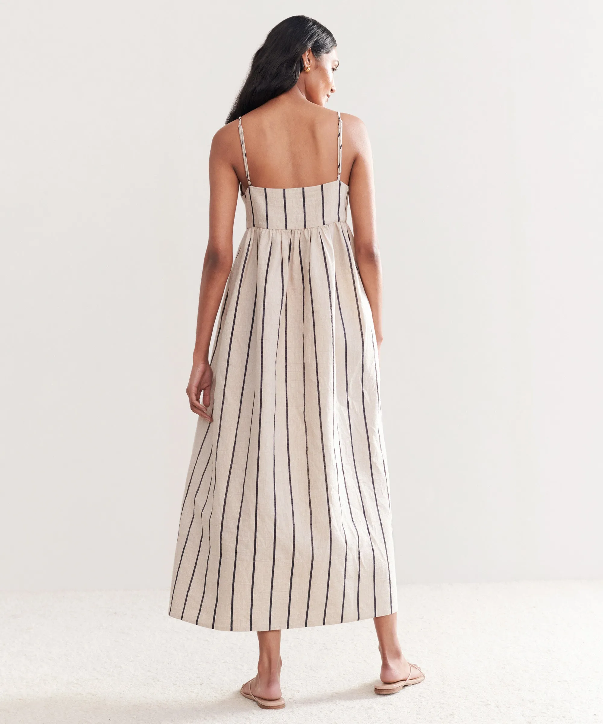 Breathable Layering Cove Dress