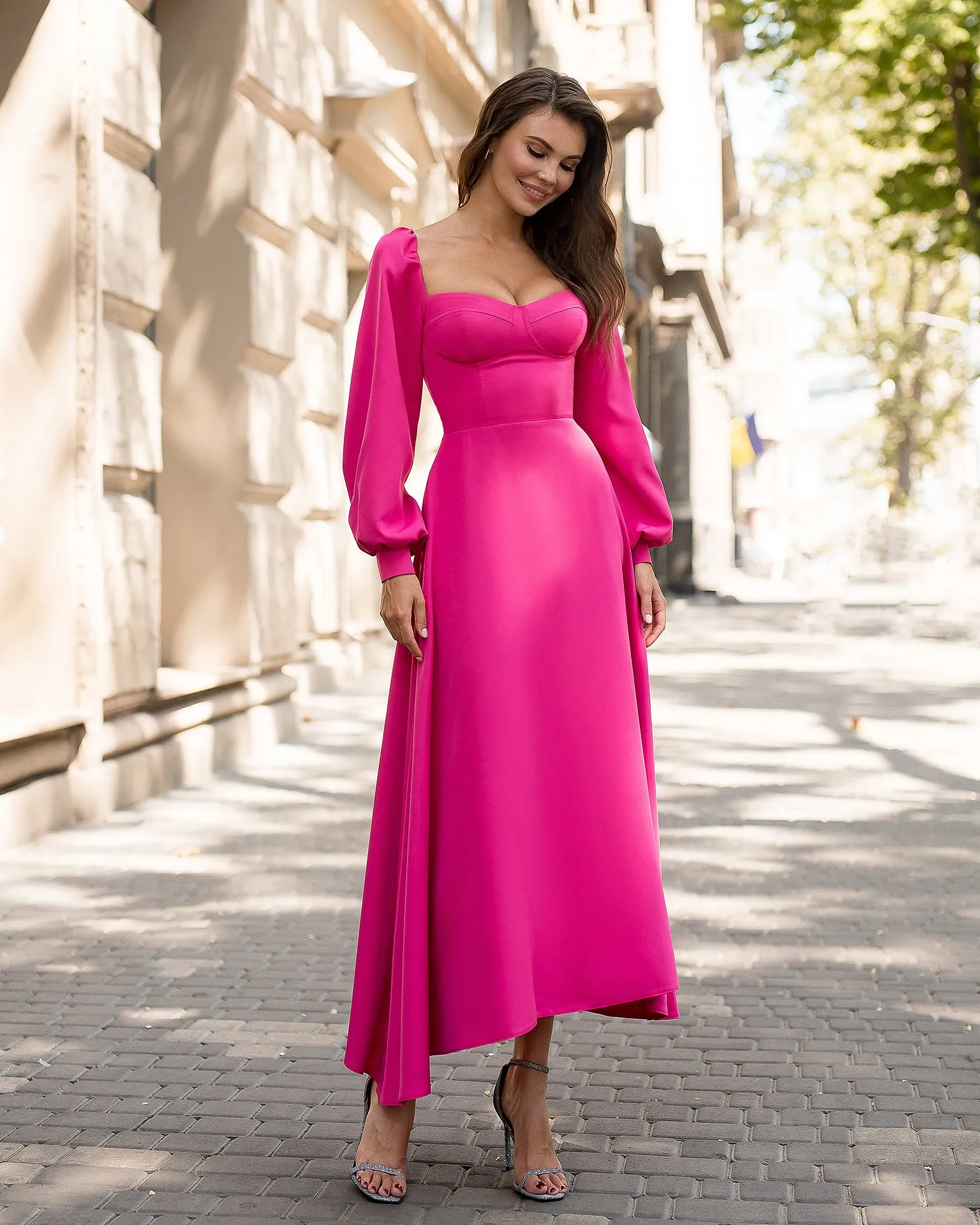 Crimson Puff-Sleeve Midi Dress