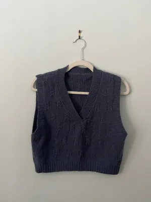 Cropped Cozy Knit Vest - M