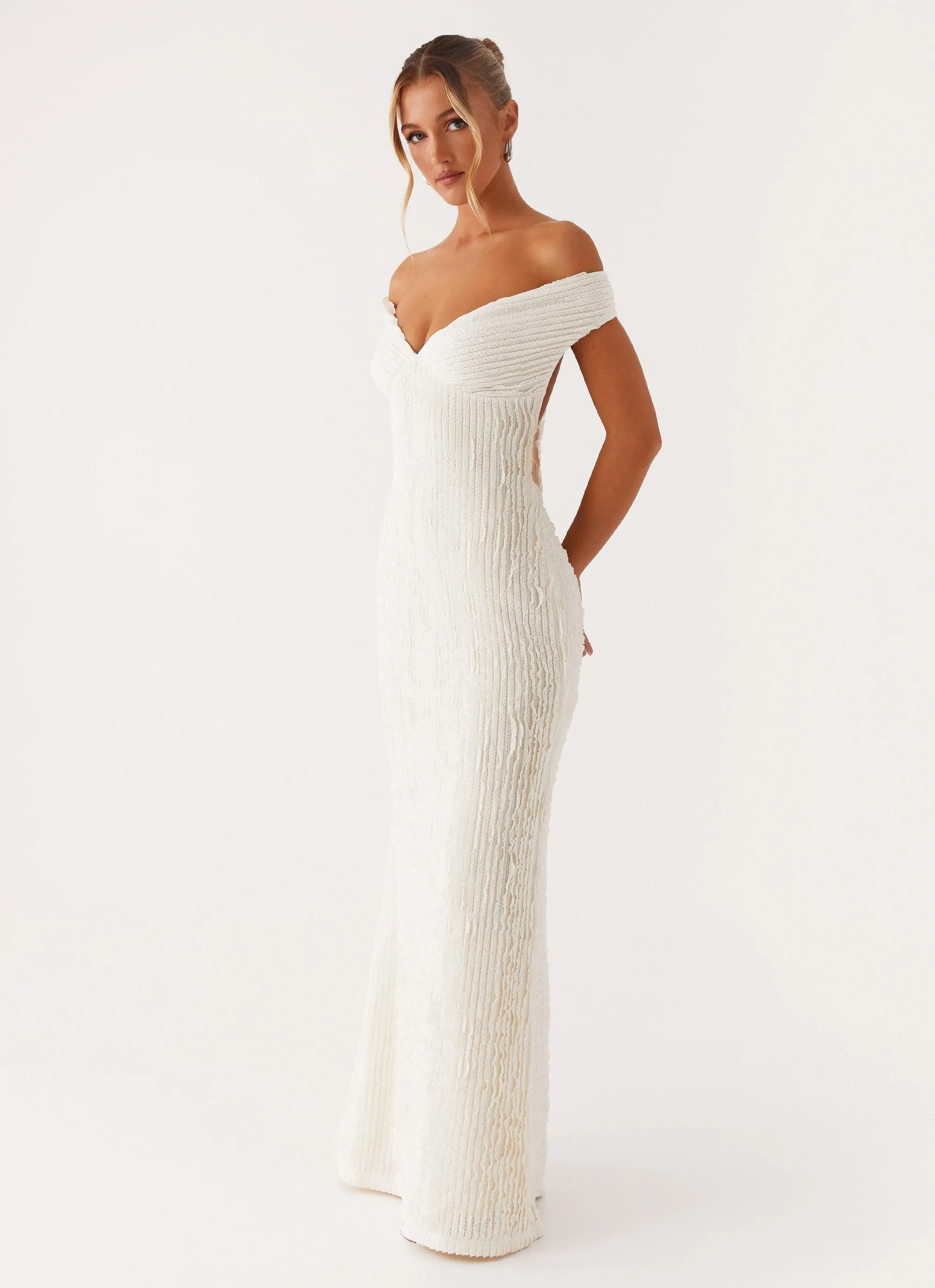 Chantelle Maxi Dress - Ivory AntiPillTreatment