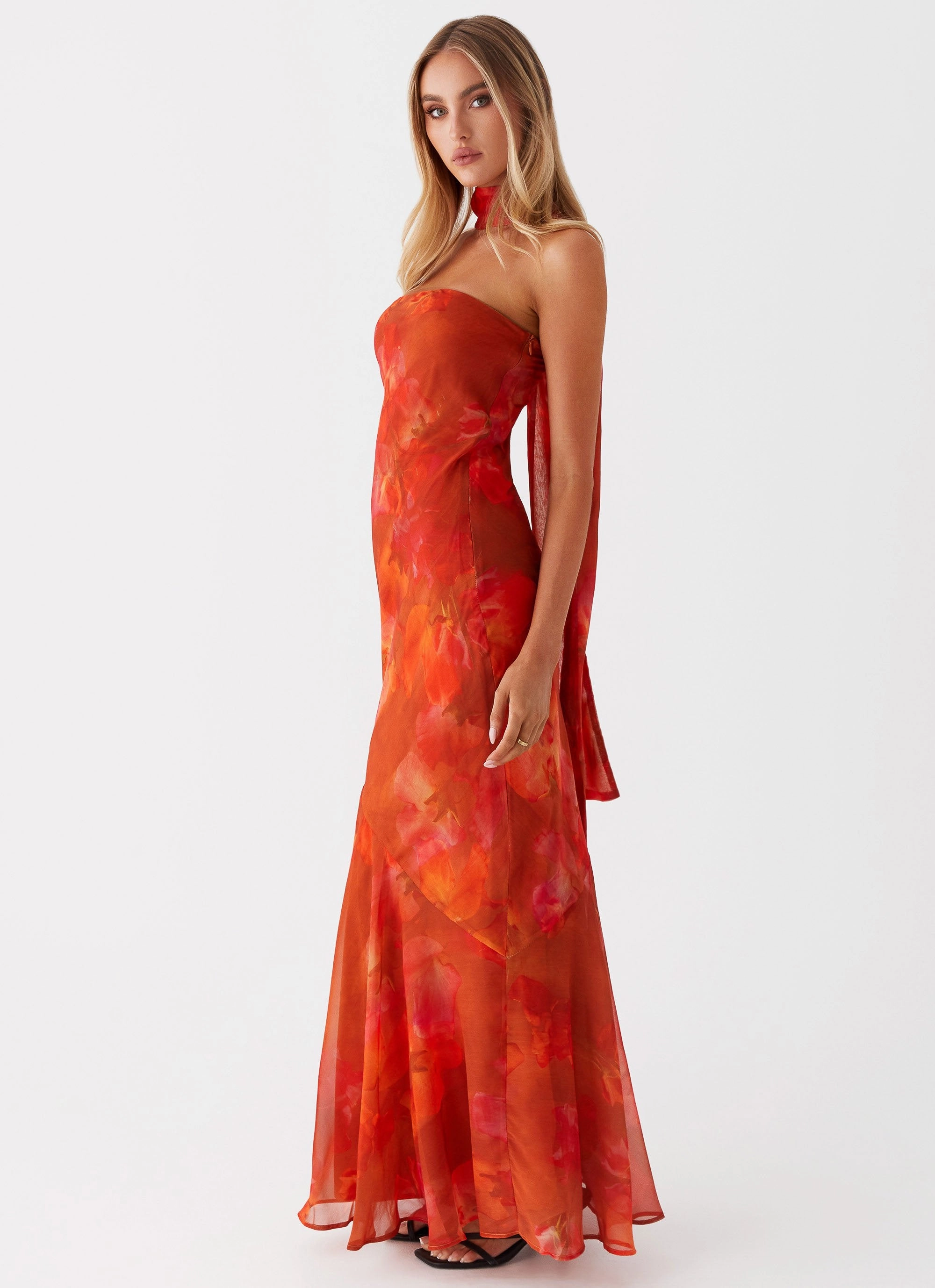 Elegant Flow DurableStitching Under The Pagoda Maxi Dress - Amber