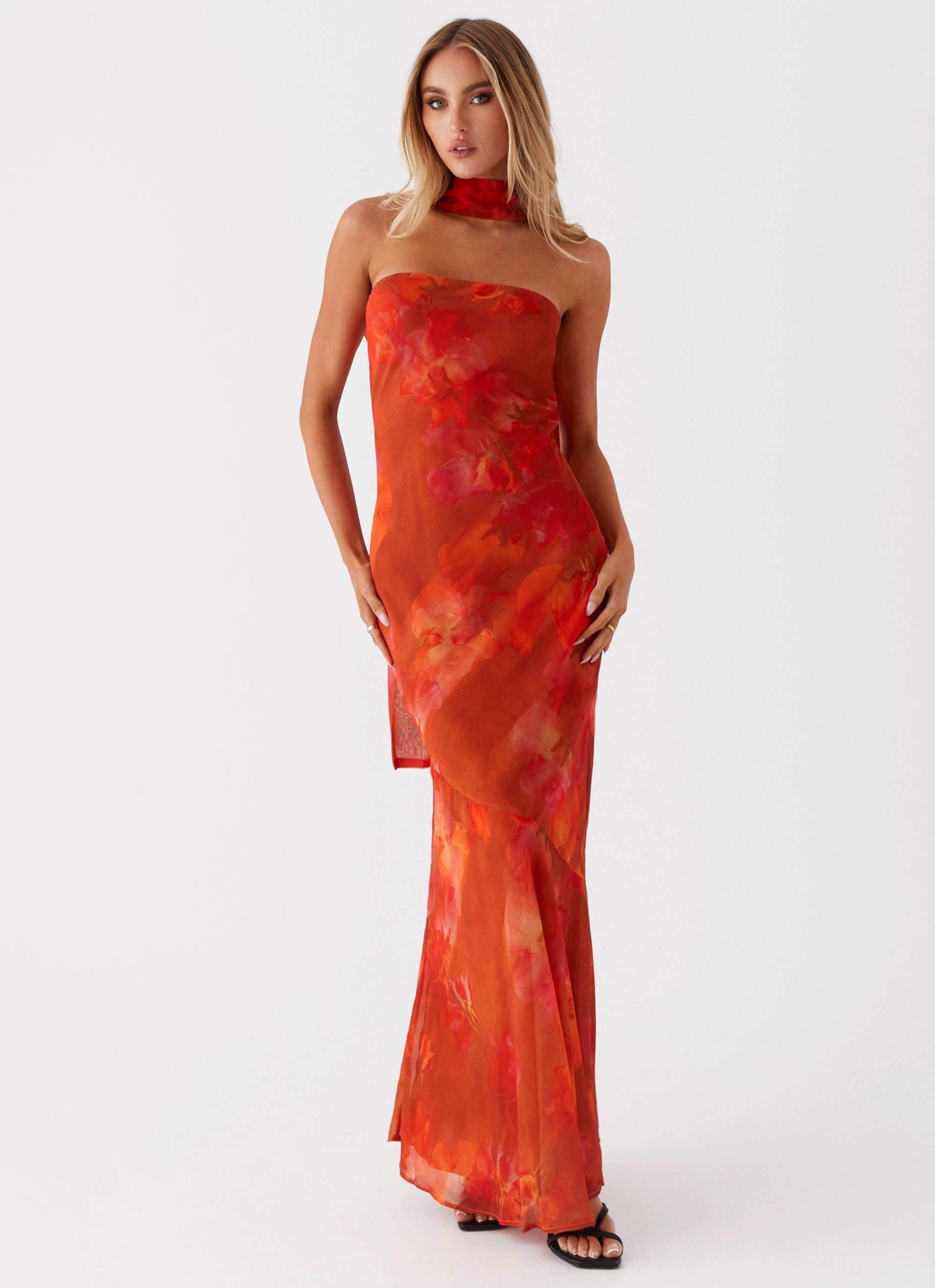 Under The Pagoda Maxi Dress - Amber Layer Ready Fashionable Look