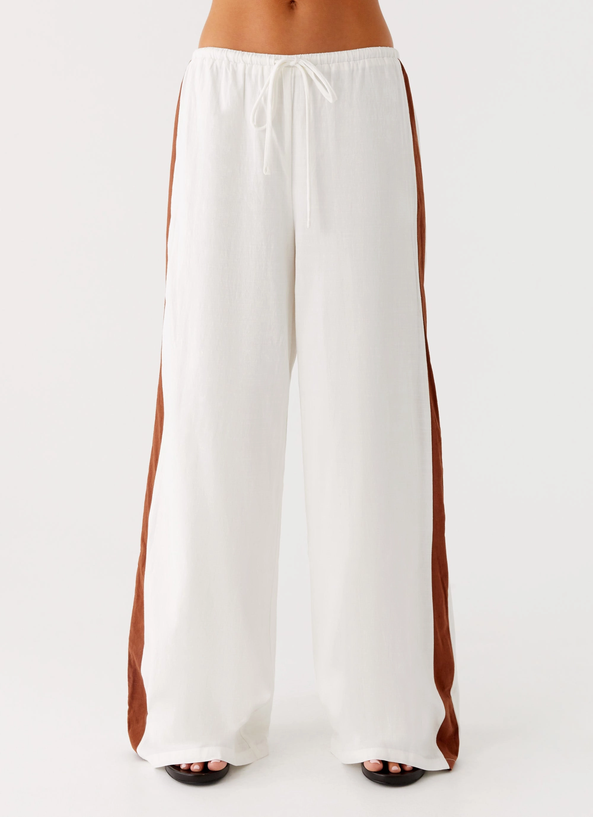 Dalida Linen Pants - Ivory Compression Fit Low Bulk