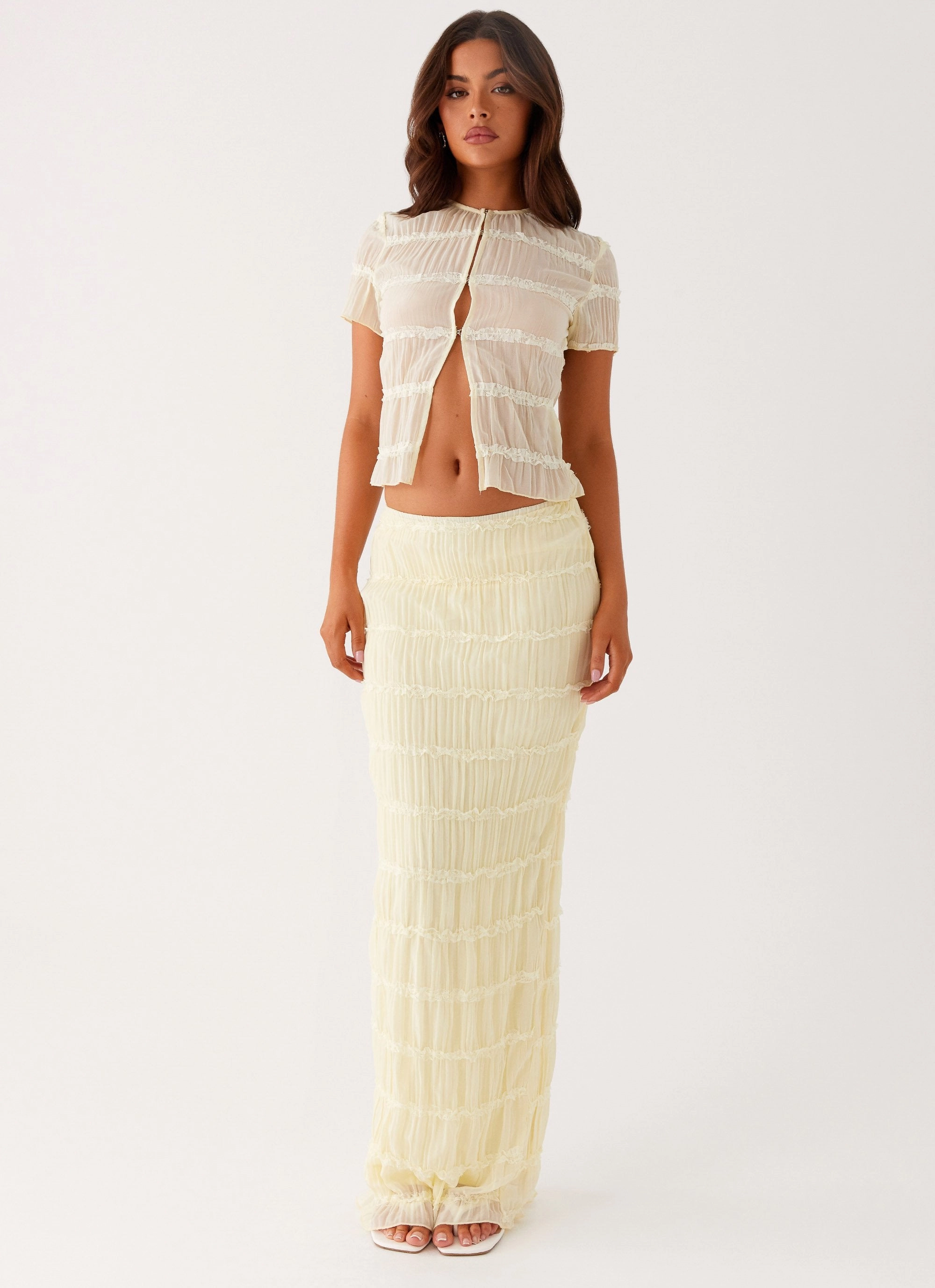 Daydreaming Low Rise Maxi Skirt - Yellow Light Design SeamlessConstruction