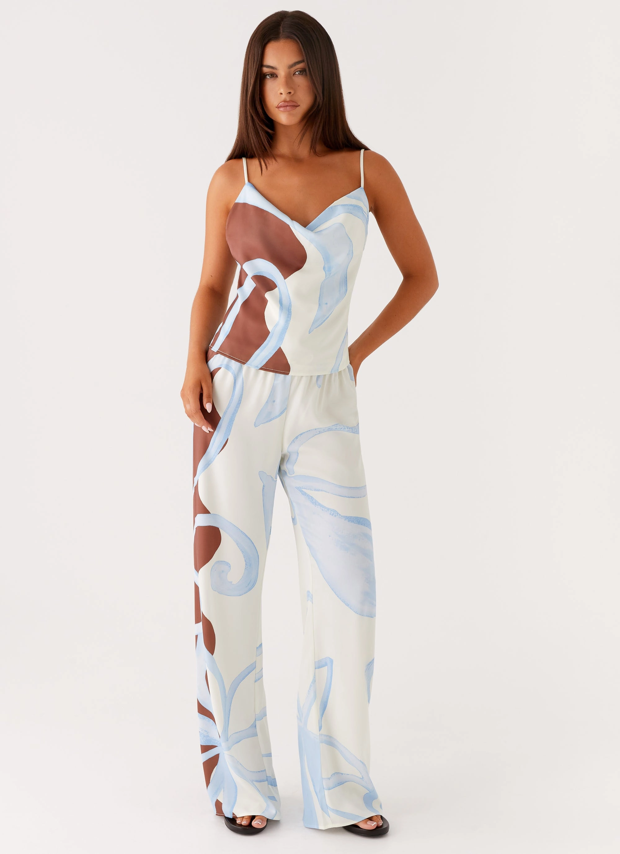 Casual Fit Design Deacon Low Rise Pants - Bloom Wave Print