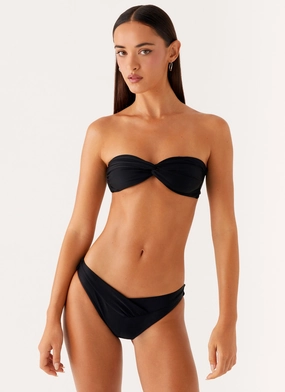 trim venue Multi Directional Flex Delta Bandeau Bikini Top - Black