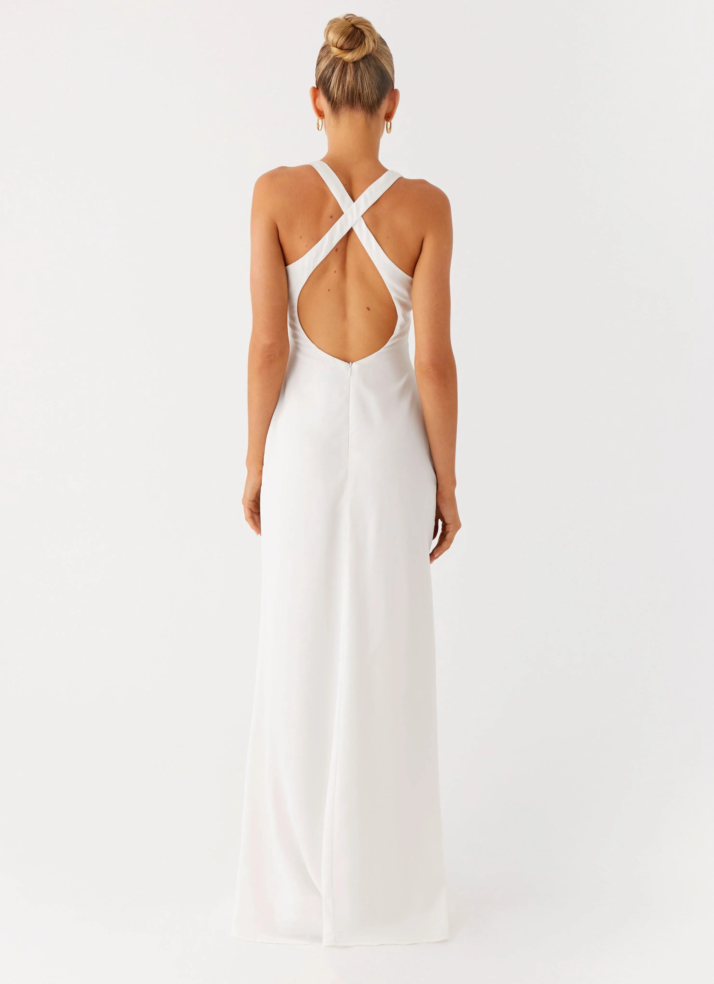 Resort Ready Chic Comfort Look Desi Halterneck Maxi Dress - White