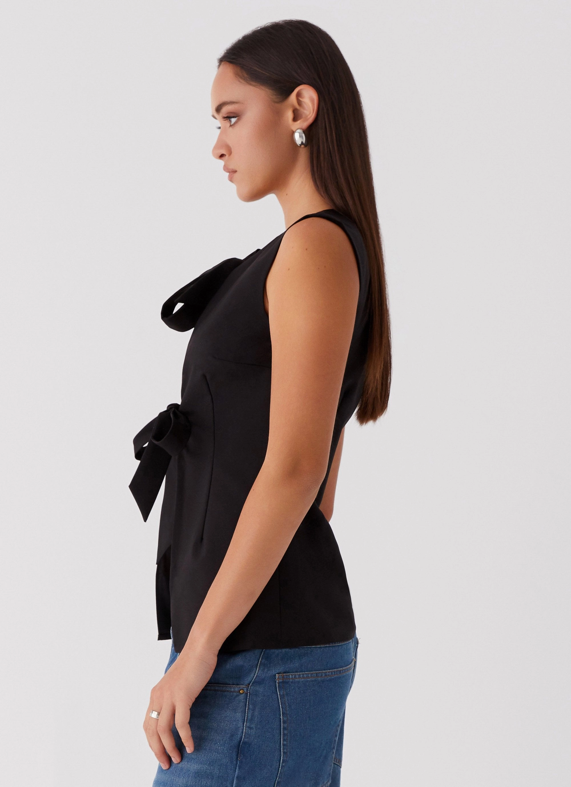 Dottie Tie Top - Black BrushedInnerLining HighDensity Knit