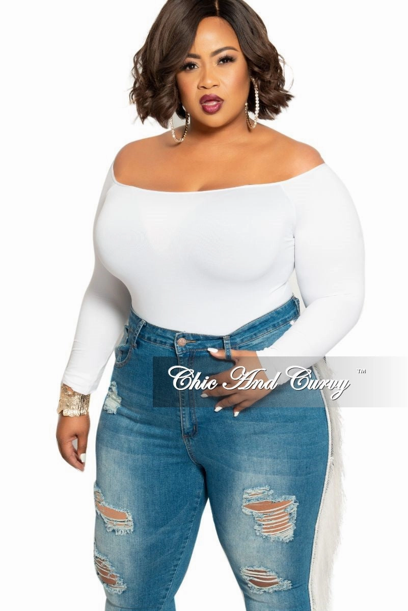 MoistureWickingLining Slim Silhouette Final Sale Plus Size Long Sleeve Off the Shoulder Bodysuit in White