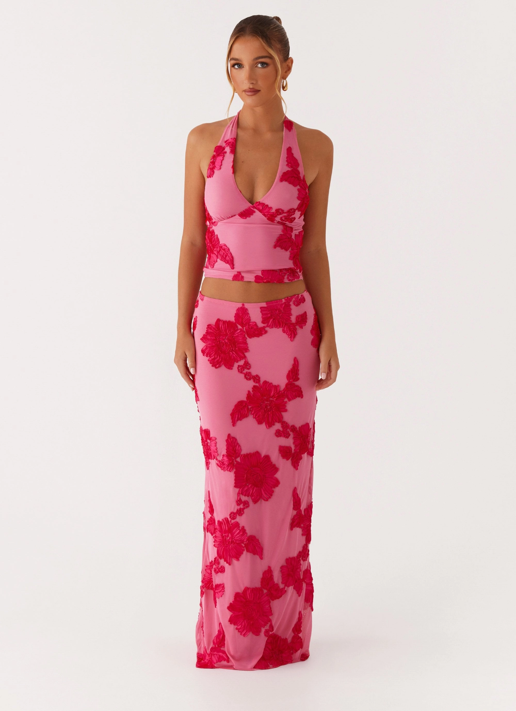 ArticulatedElbowShaping Radiate Halterneck Top - Pink