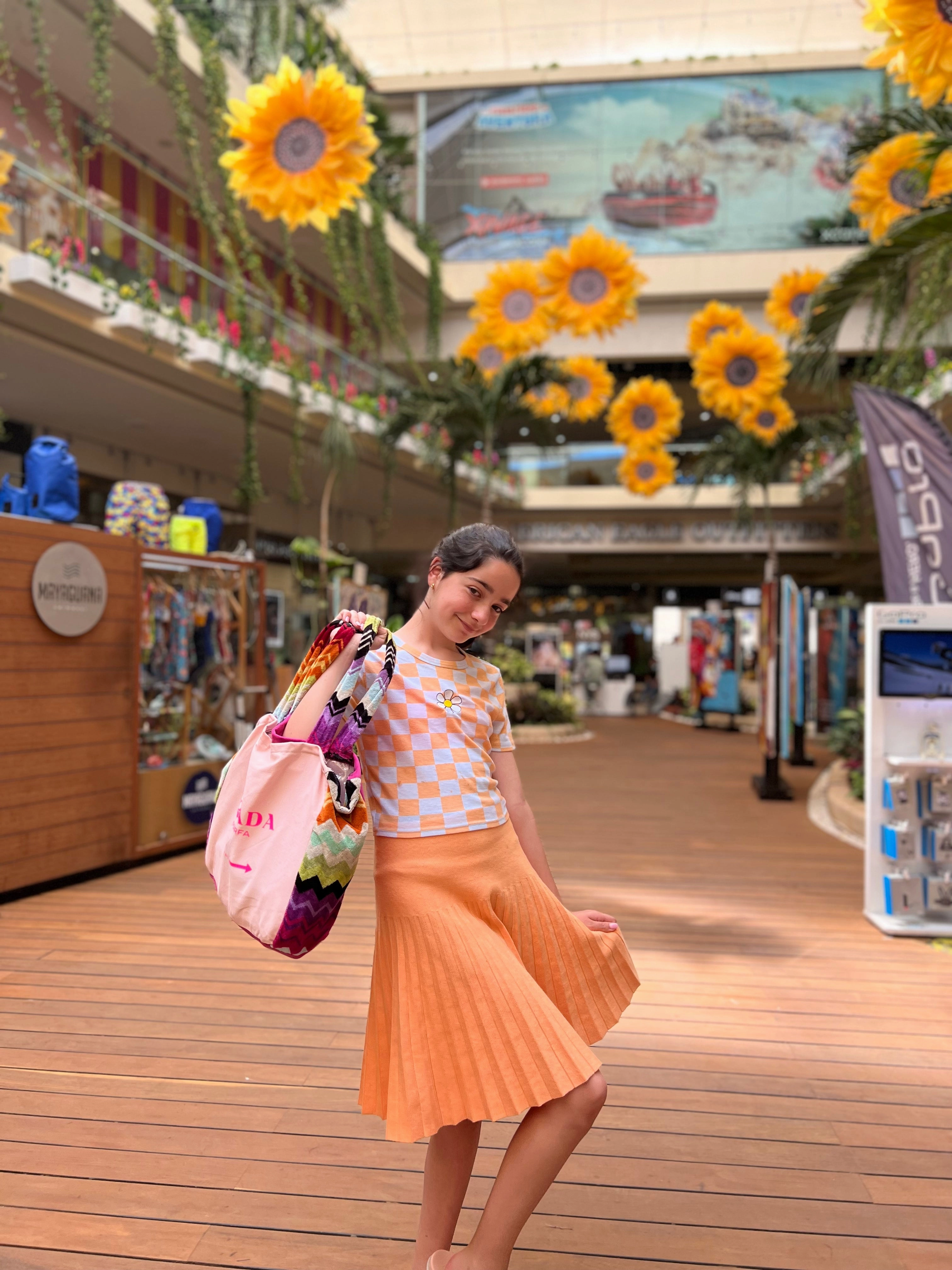 MM  PLEATED - PASTEL ORANGE Trendy Layering