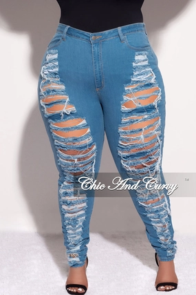Double Stitched Street Utility Final Sale Plus Size Distressed Jeans in Denim