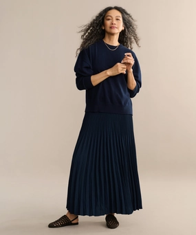 Pleated Skirt Double Stitched Neutral Fit