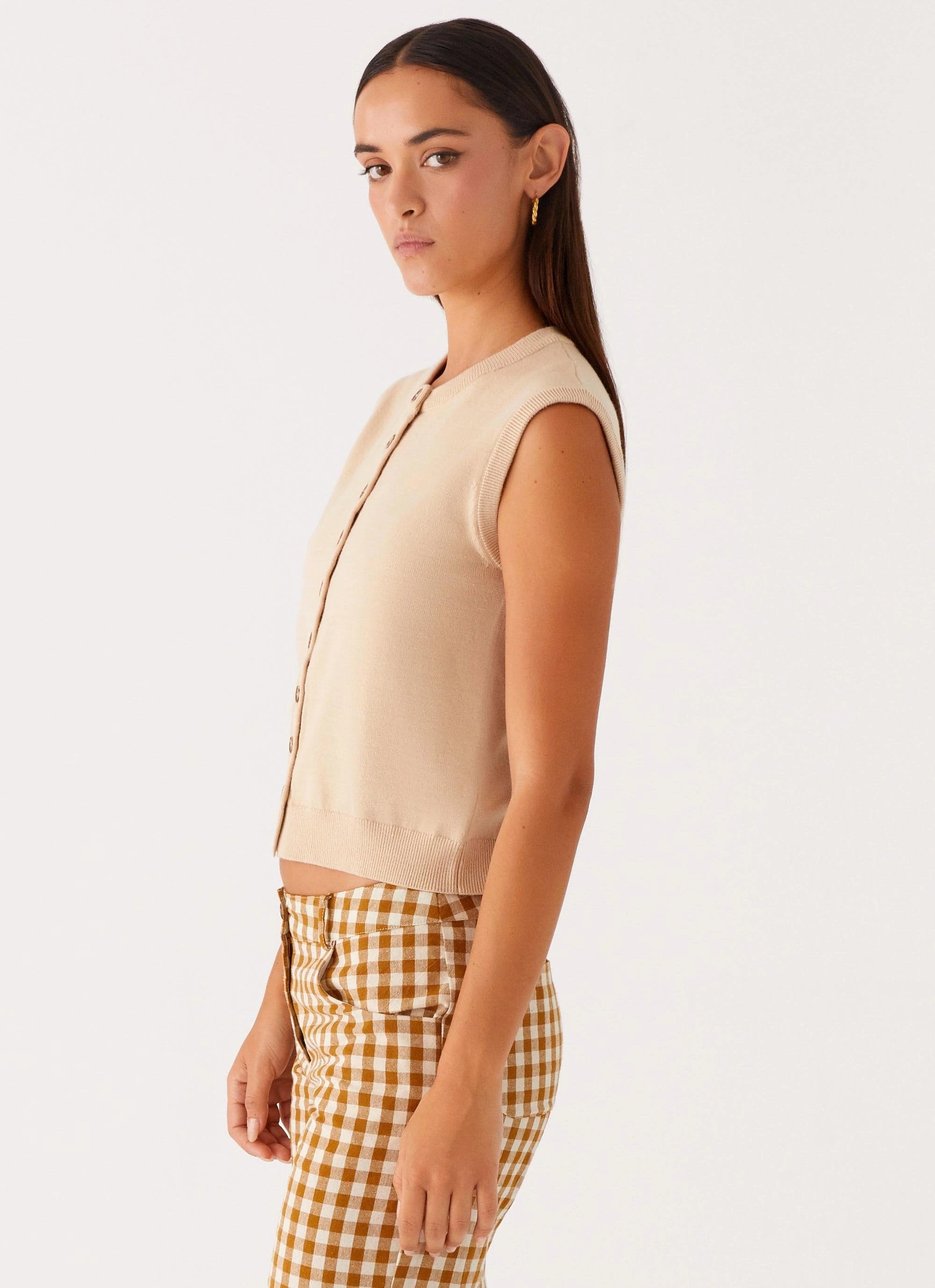 Mickey Knit Vest - Cream Cooling Technology FrictionResistant Fabric