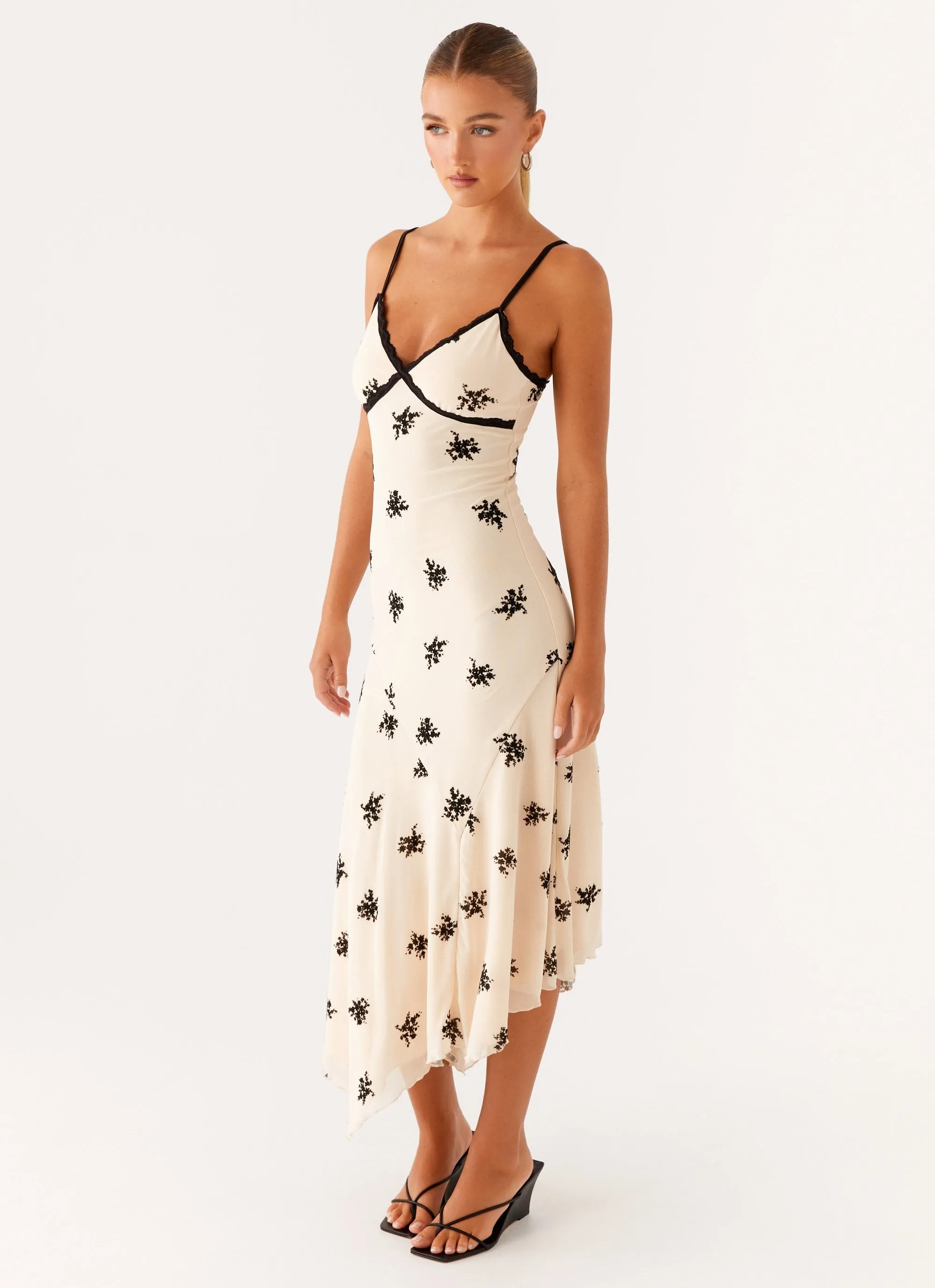 Cool Season Linen-Blend Amelia Midi Dress - Nude