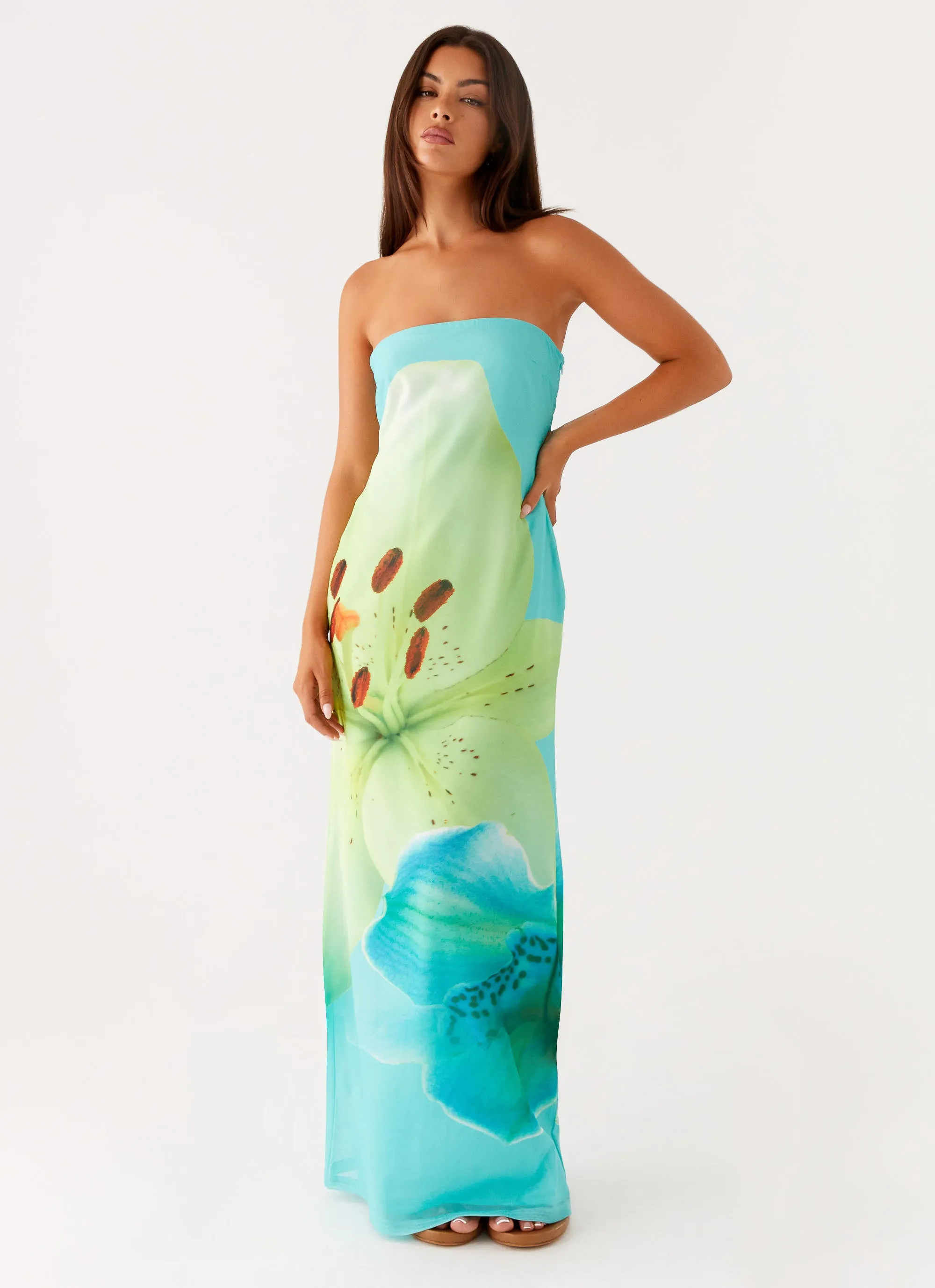 Darcy Maxi Dress - Turquoise Floral breathable fabric dress Simple yet chic gown
