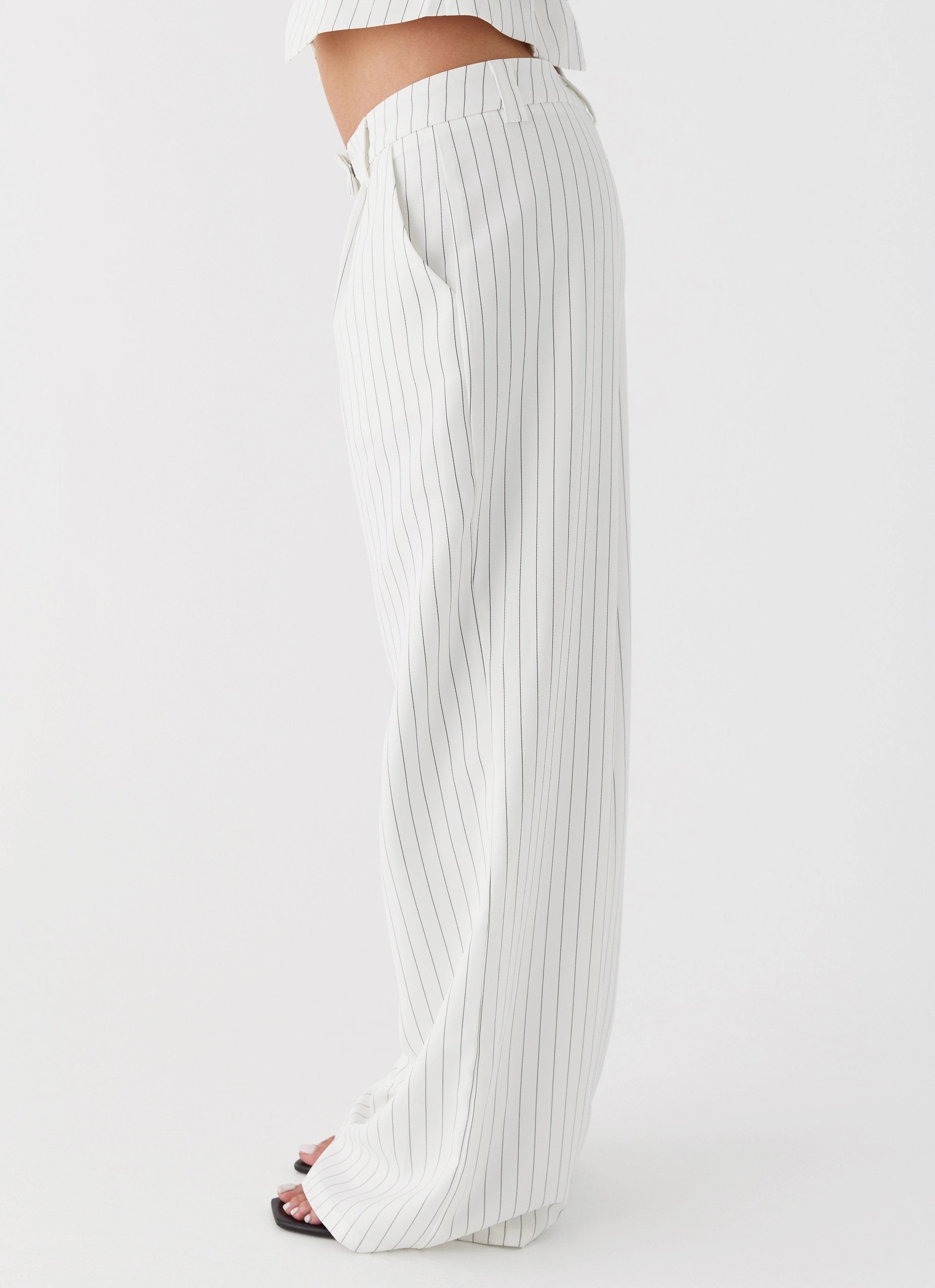 Moisture Lock Technology Wrinkle resistant fabric Midnight City Suit Pants - White Pinstripe