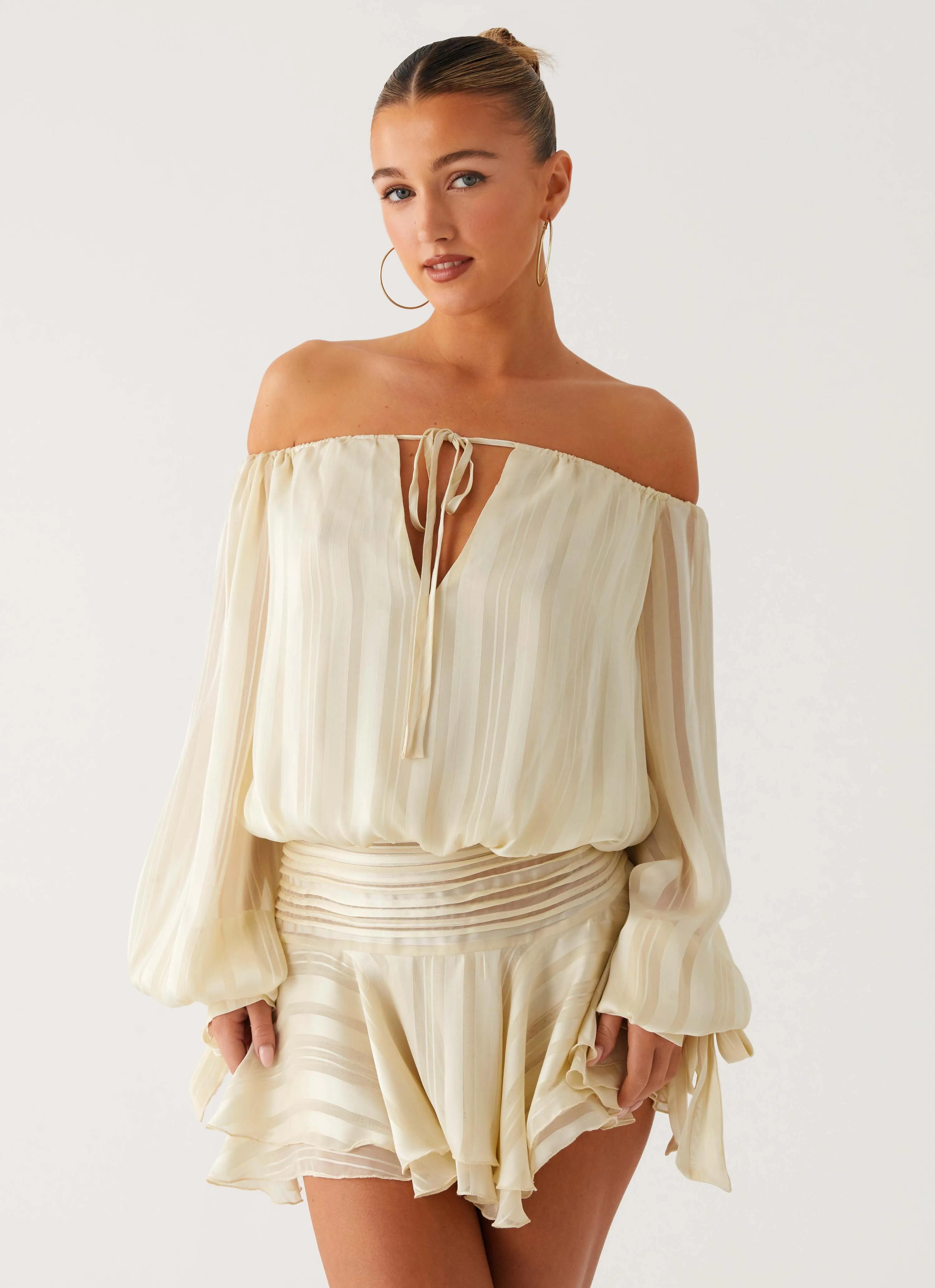 Eira Balloon Sleeve Mini Dress - Ivory Chic Fit