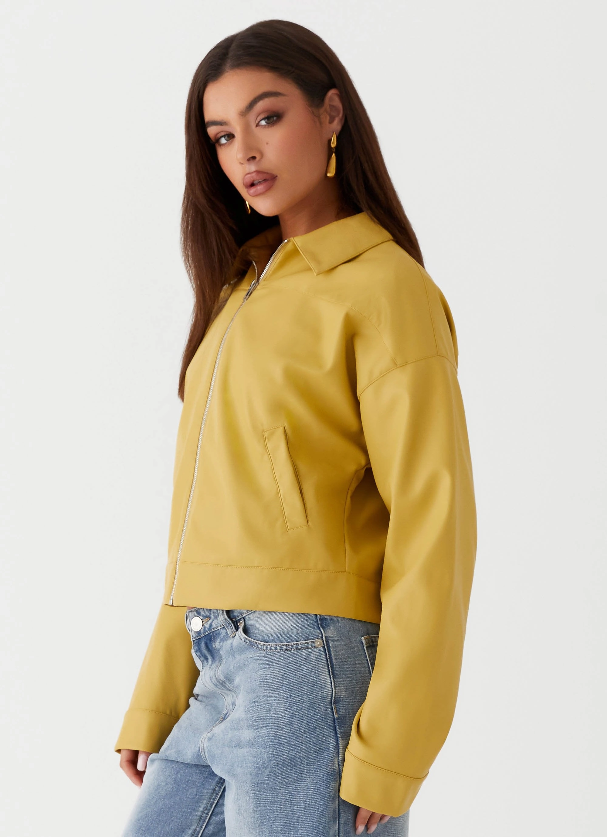 Elara Oversized Jacket - Yellow Commuter Friendly Look