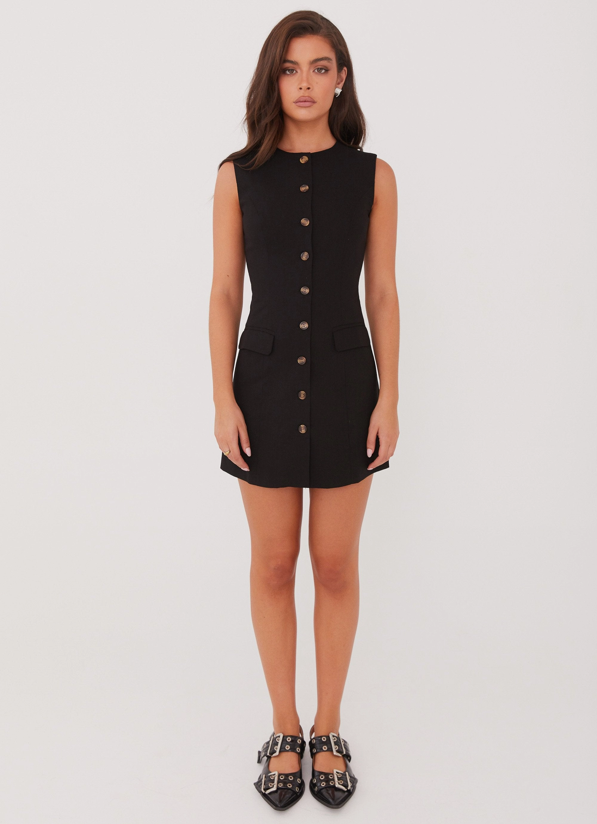 Stylish Fit Ruched-Detail Castello Fiore Linen Mini Dress - Black