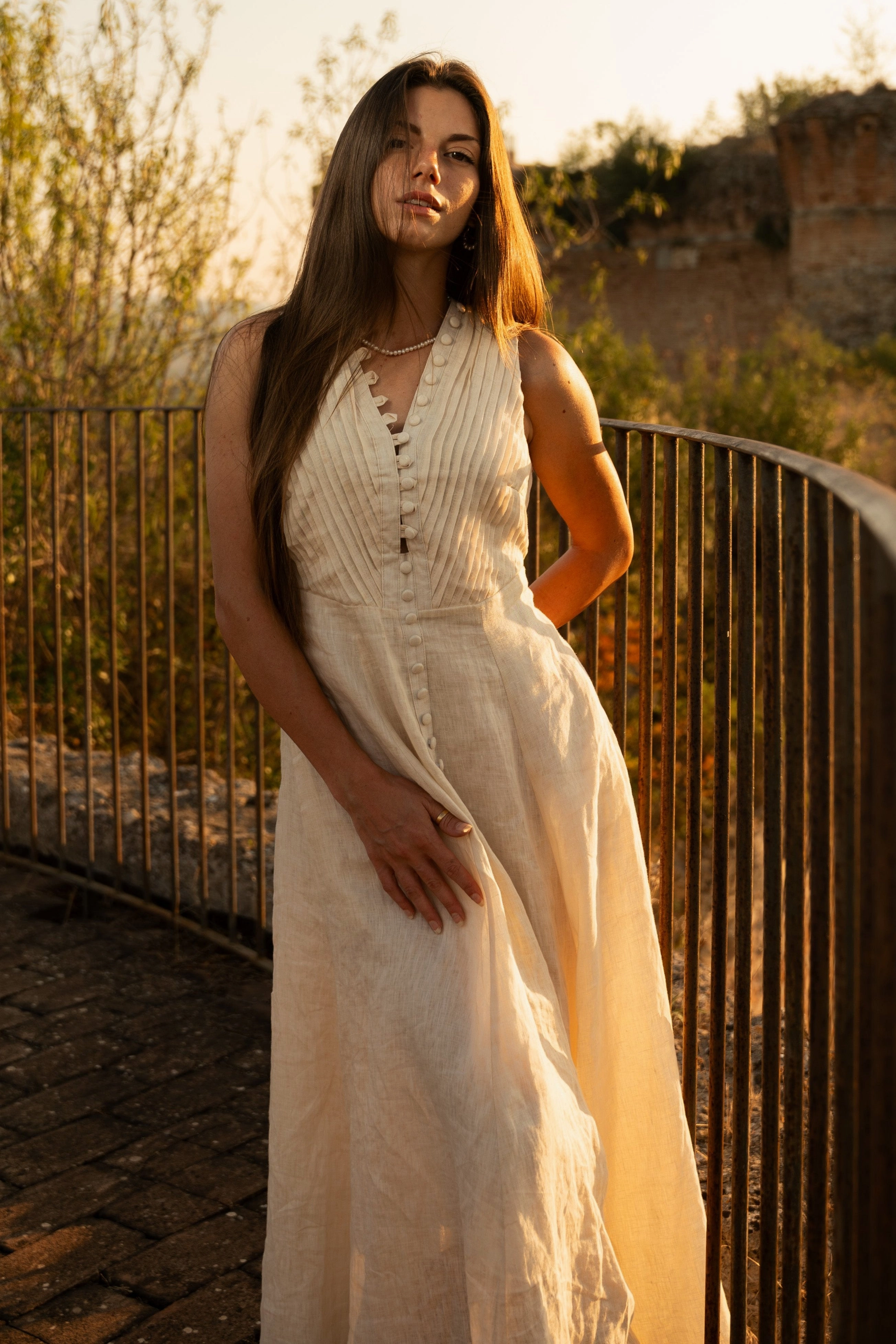 Breathable activewear Rebecca 18 | Pleated Maxi Linen Dress