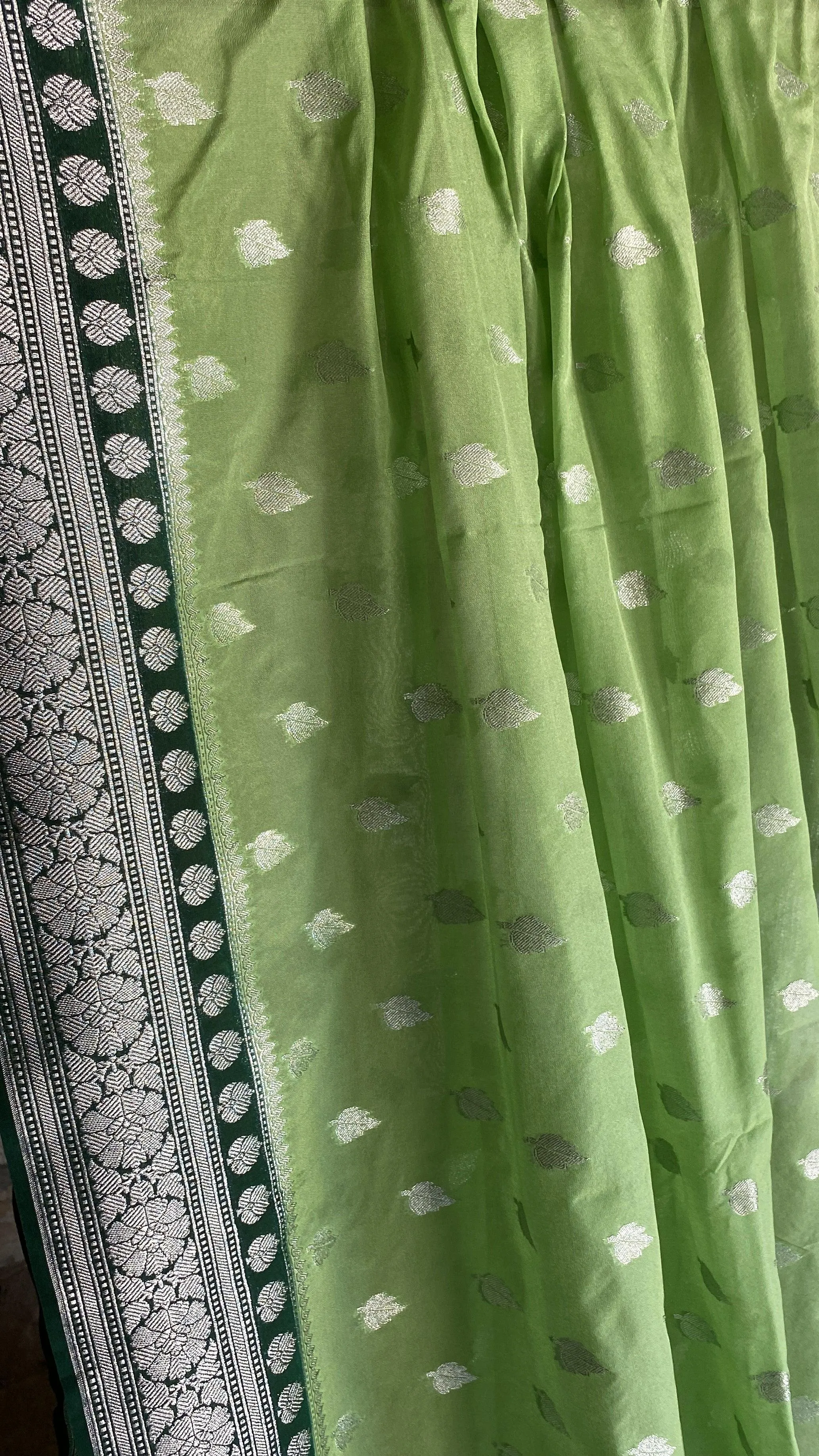 Enchanting and Timeless: Green Pure Chiffon Banarasi Saree