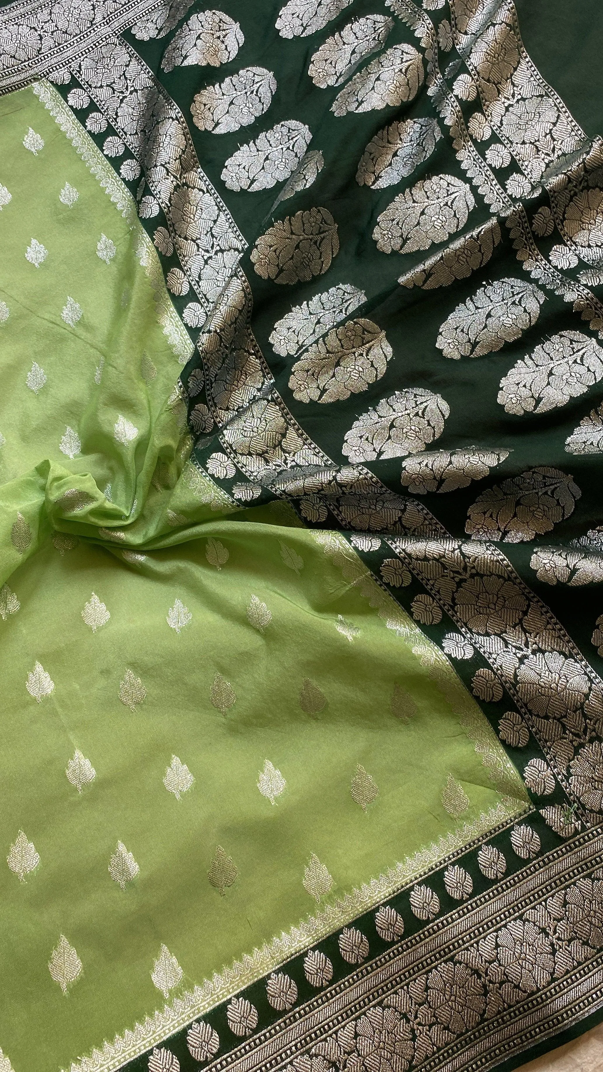 Enchanting and Timeless: Green Pure Chiffon Banarasi Saree