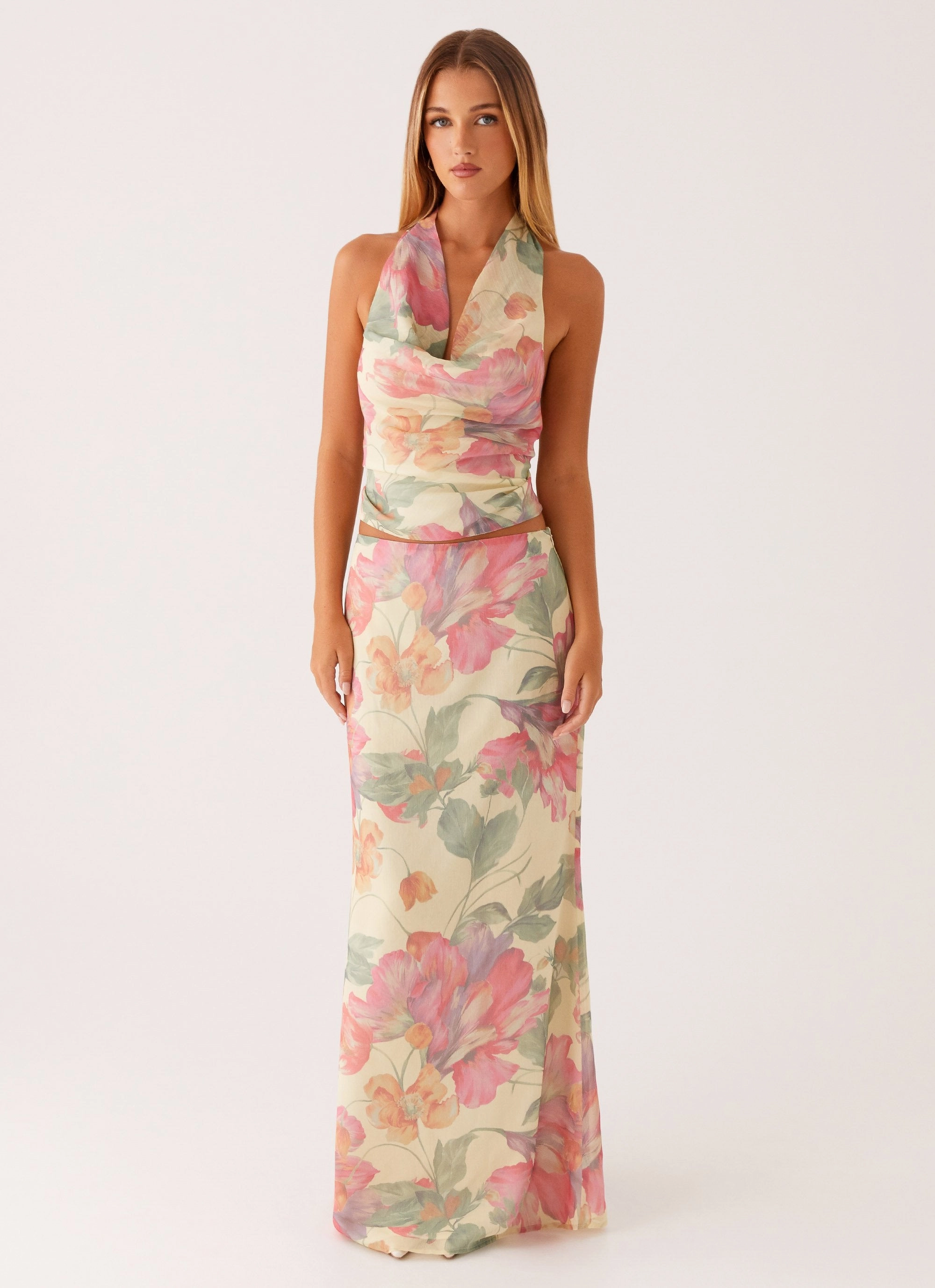 Close Call Top - Yellow Peony Comfortable Cut