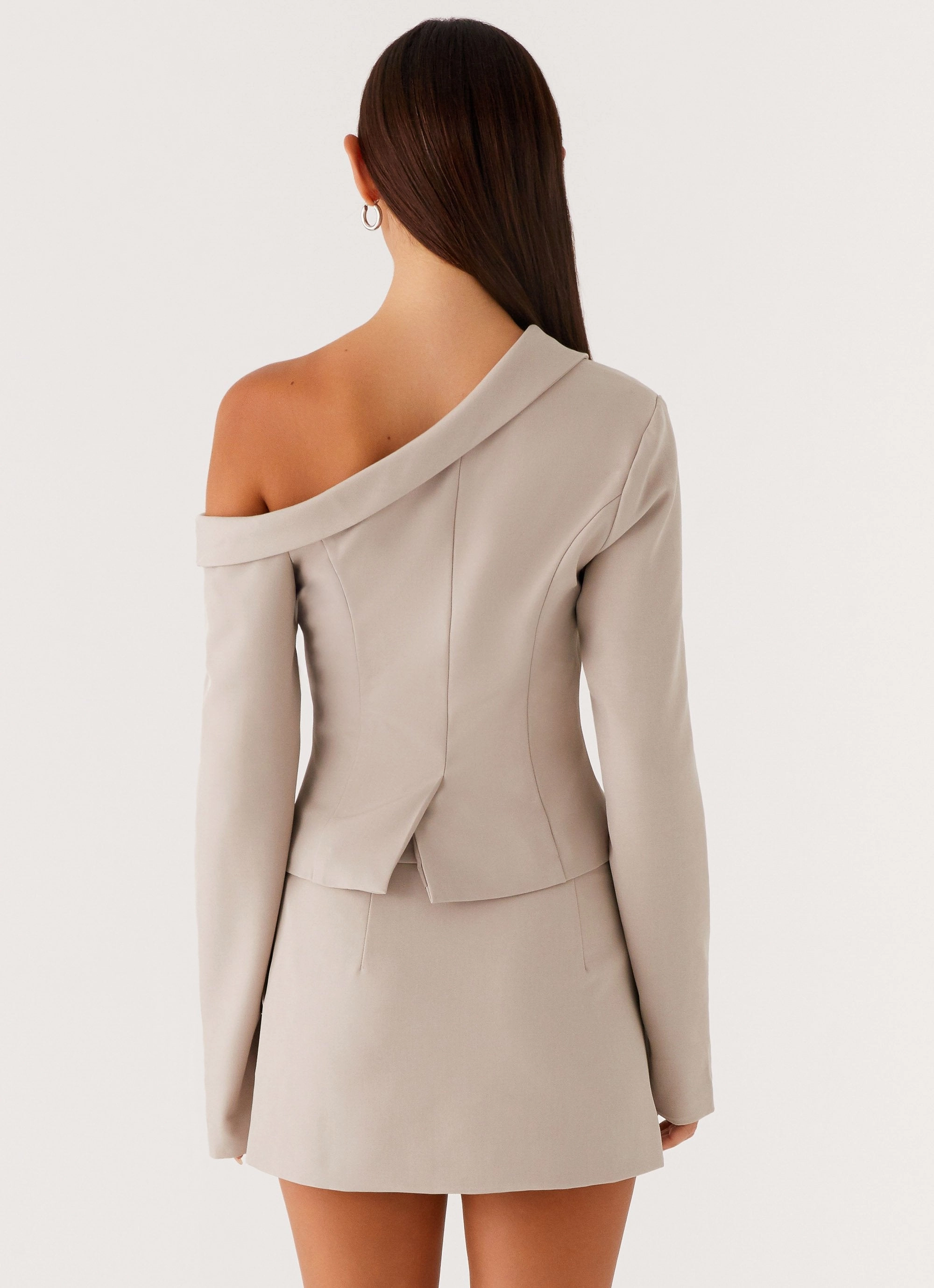 Compact Packable Looking Good Off Shoulder Blazer - Pebble