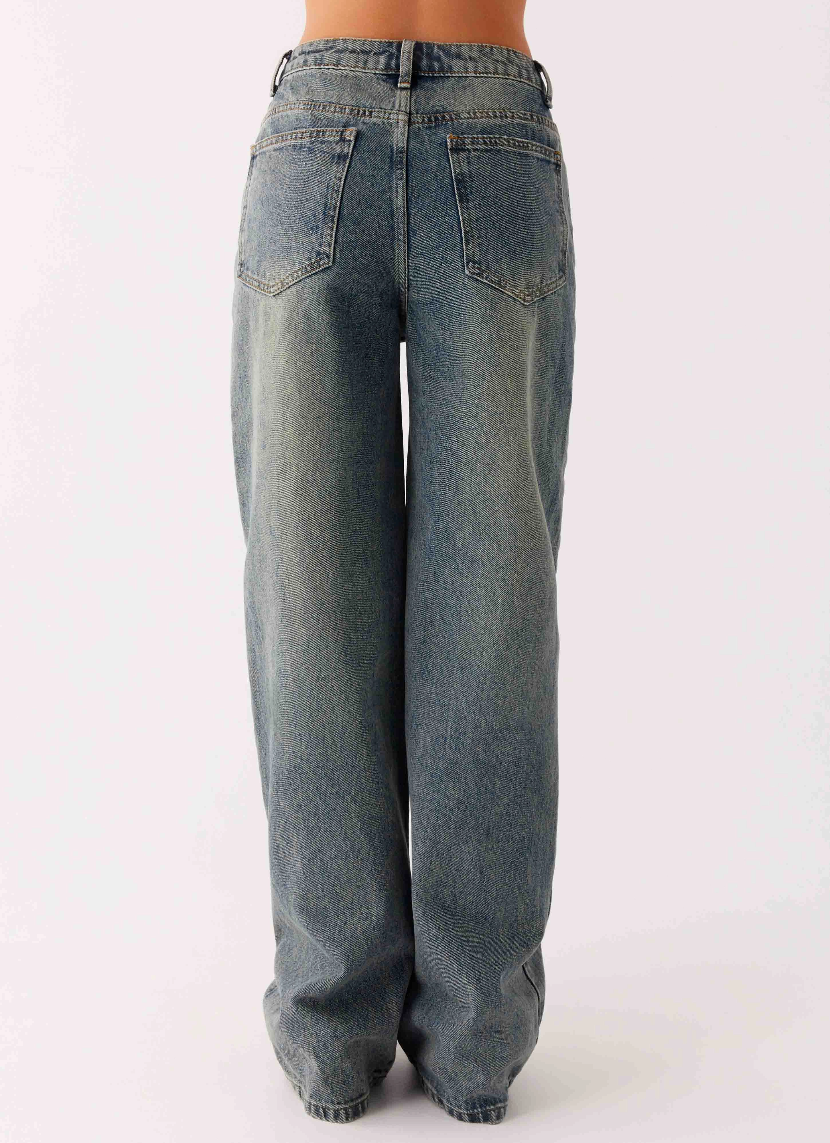 Light Waist Back Again Straight Leg Denim Jeans - Dirty Wash