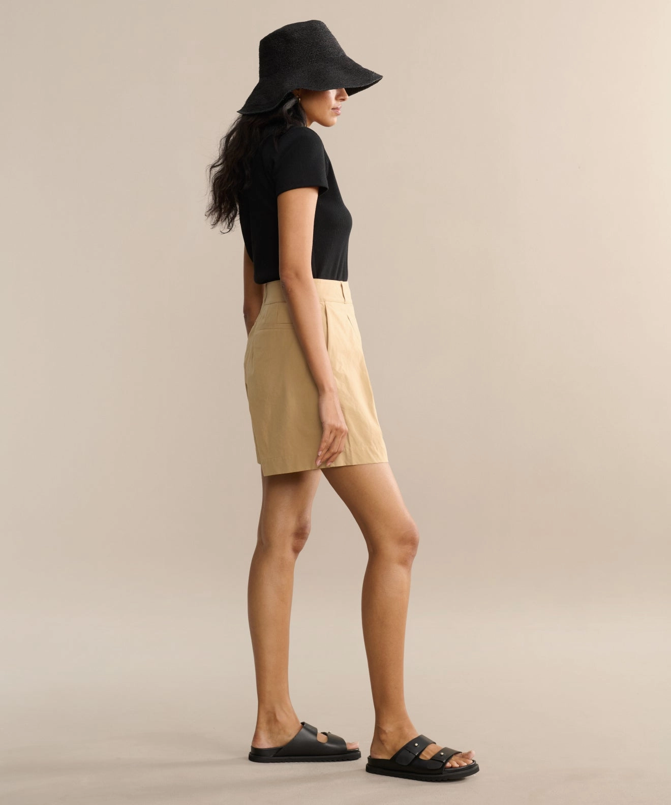 Natural Movement Cozy Material Newport Short