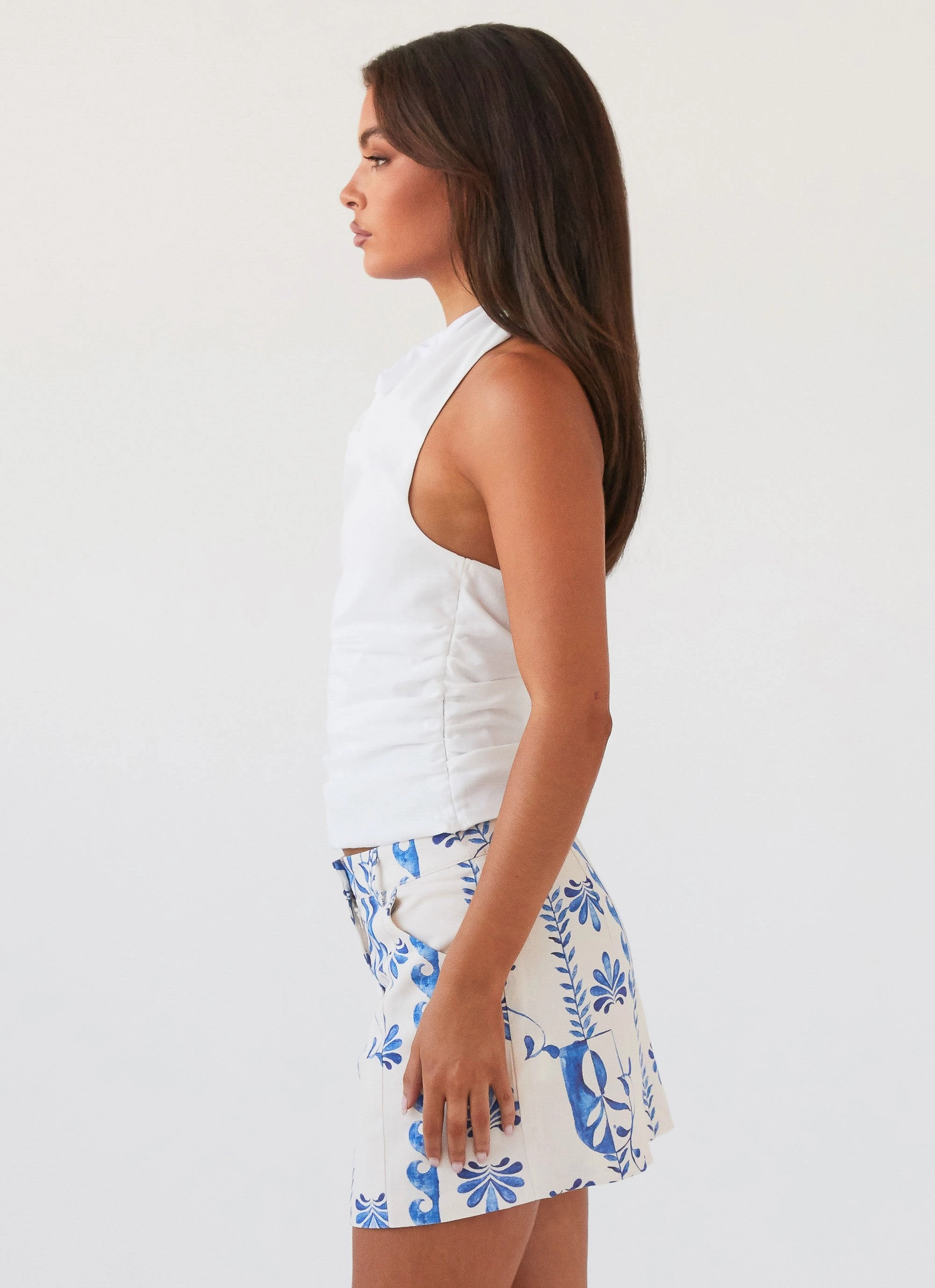 Curved Waistline Sleek Appearance Marissa Linen Mini Skirt - Floral Wave