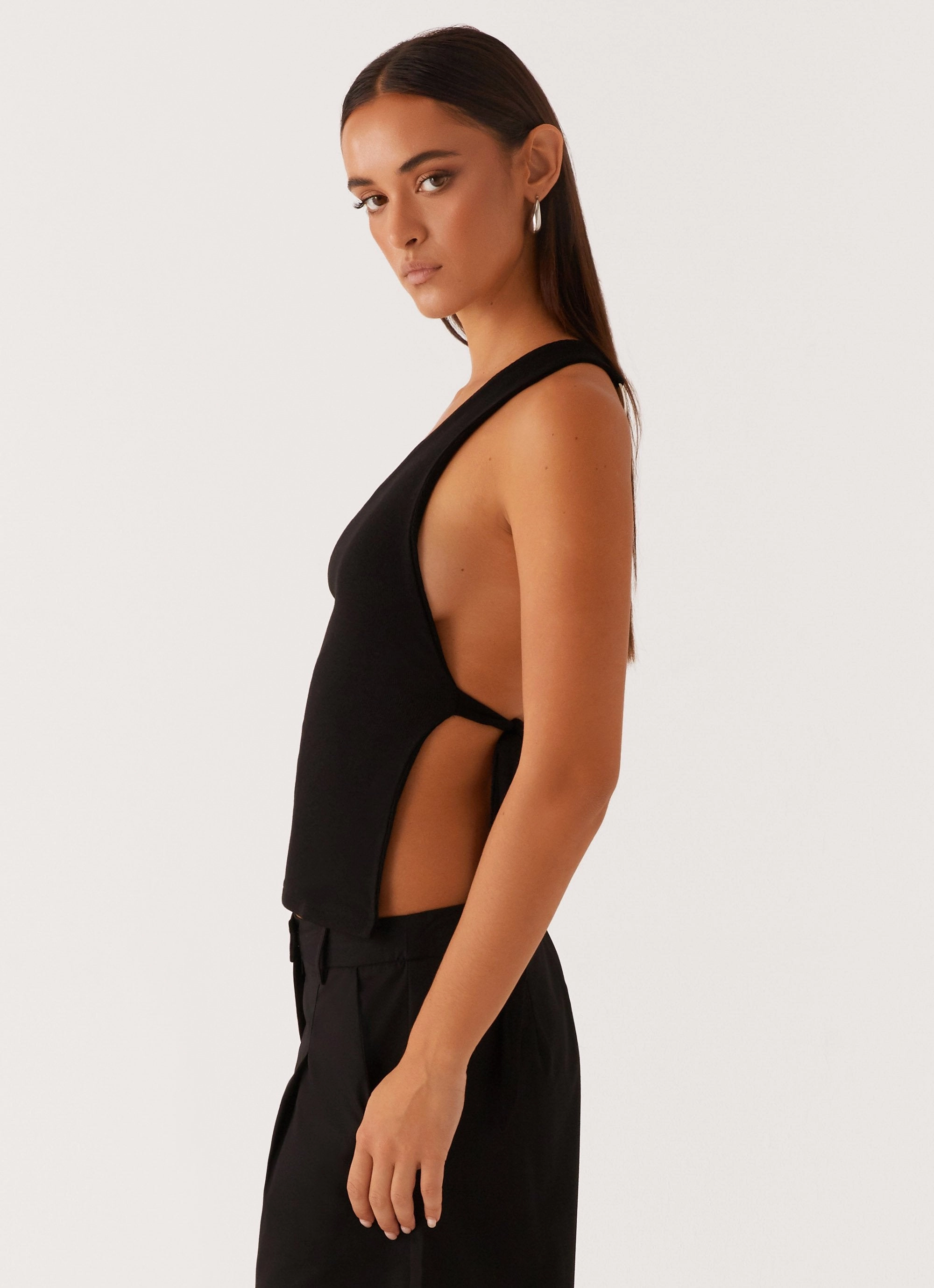 Safiya One Shoulder Top - Black AirflowVents