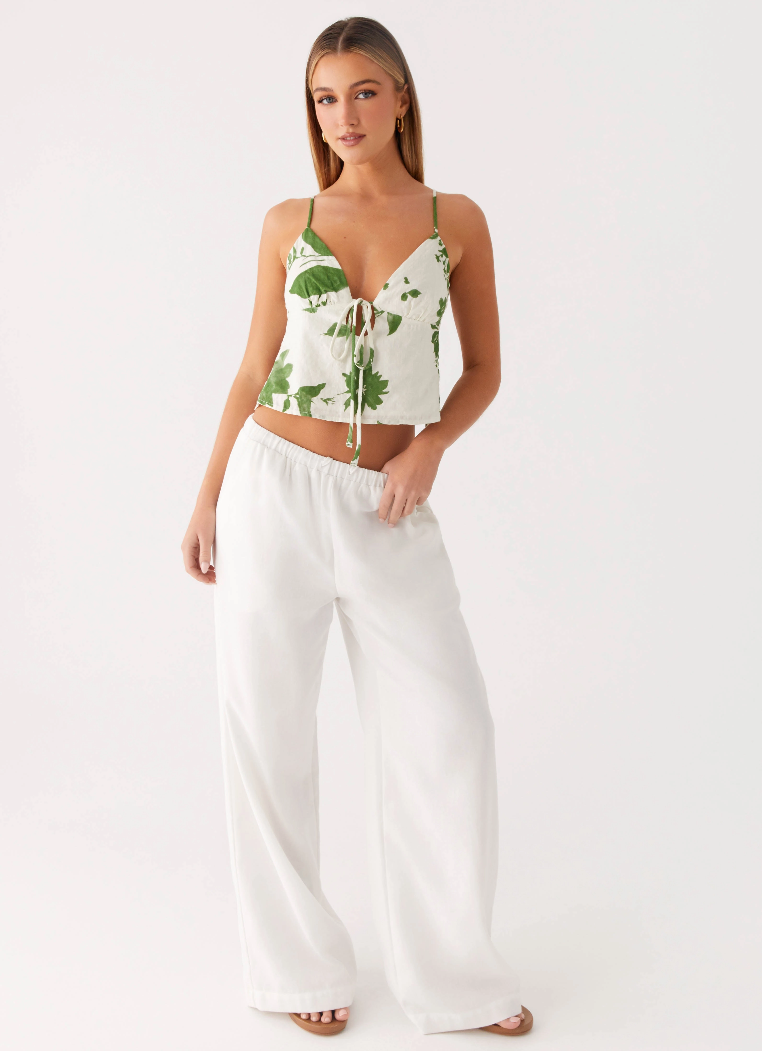 GarmentWashed Texture Wide Shoulder Cut Faela Cami Top - Verdant Bloom