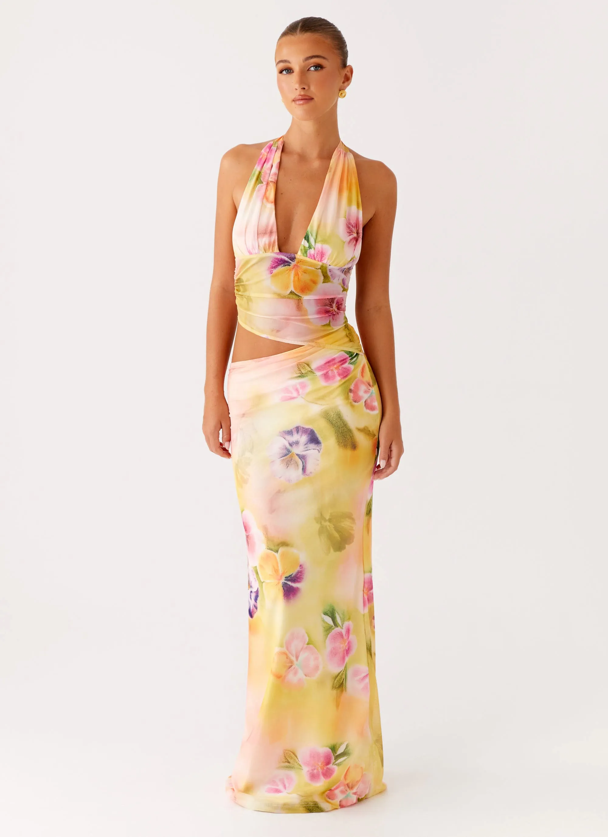 Mood Look Timeless Soft Main Act Halter Maxi Dress - Sunburst Floral