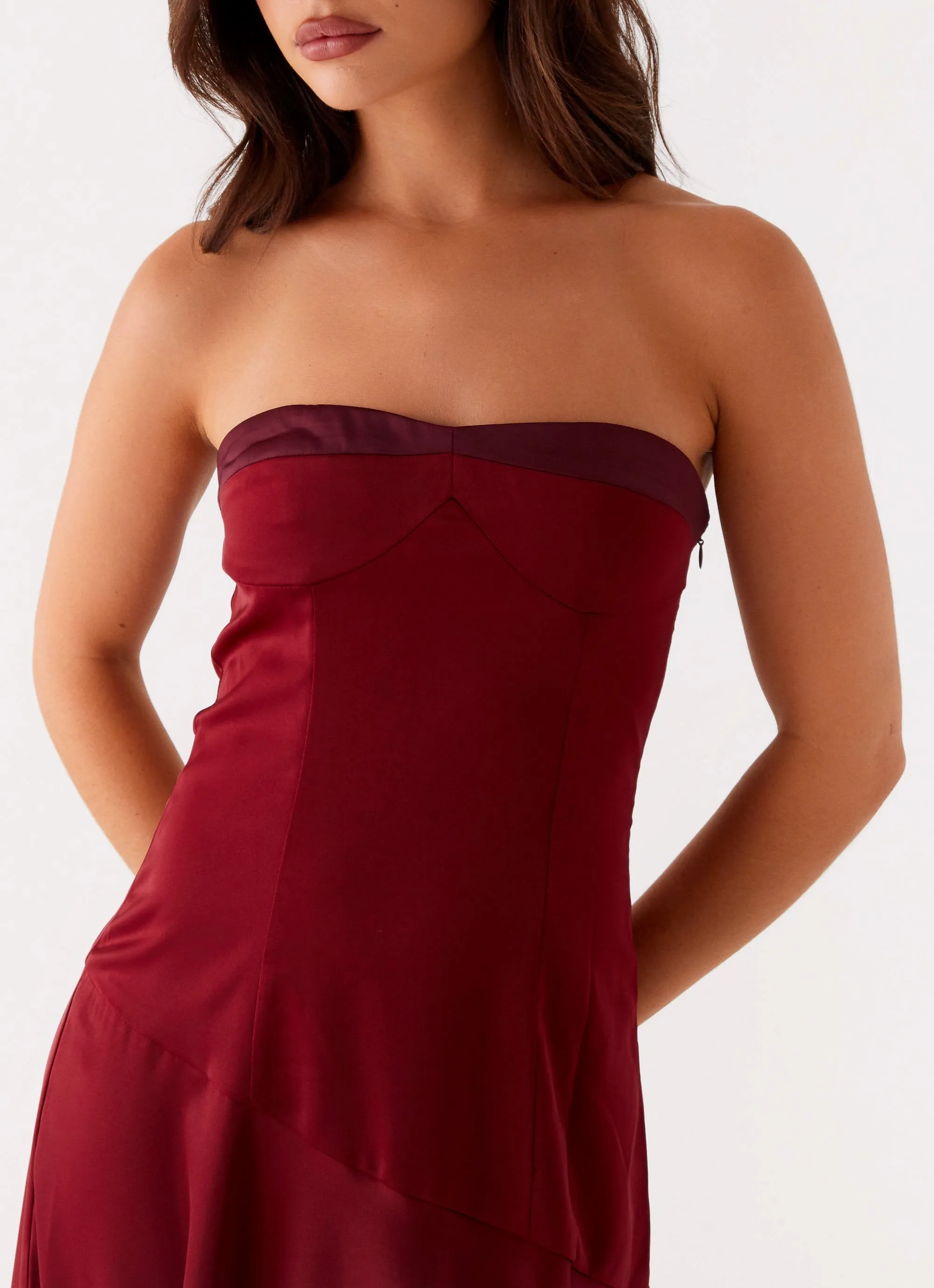 Air Touch Feminine flowing piece Matisse Midi Dress - Red
