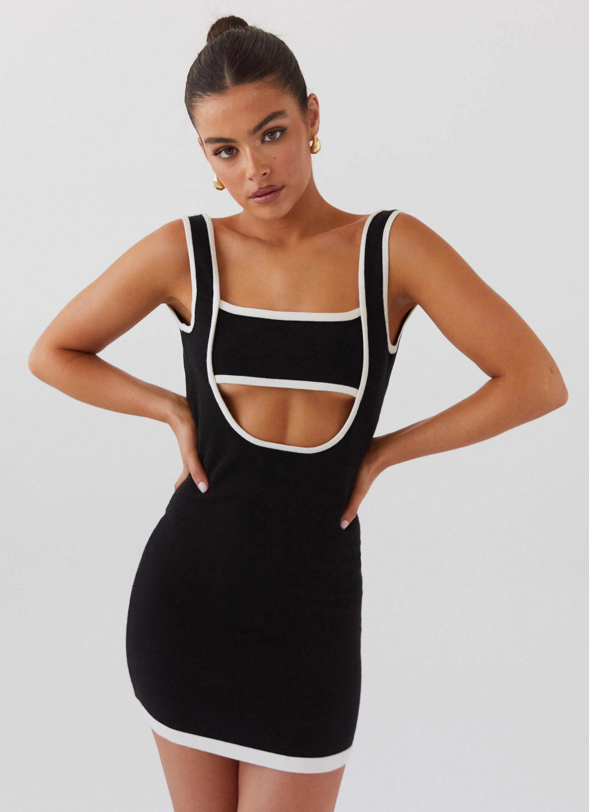 Lost In Paris Knit Mini Dress - Black Minimal Mood