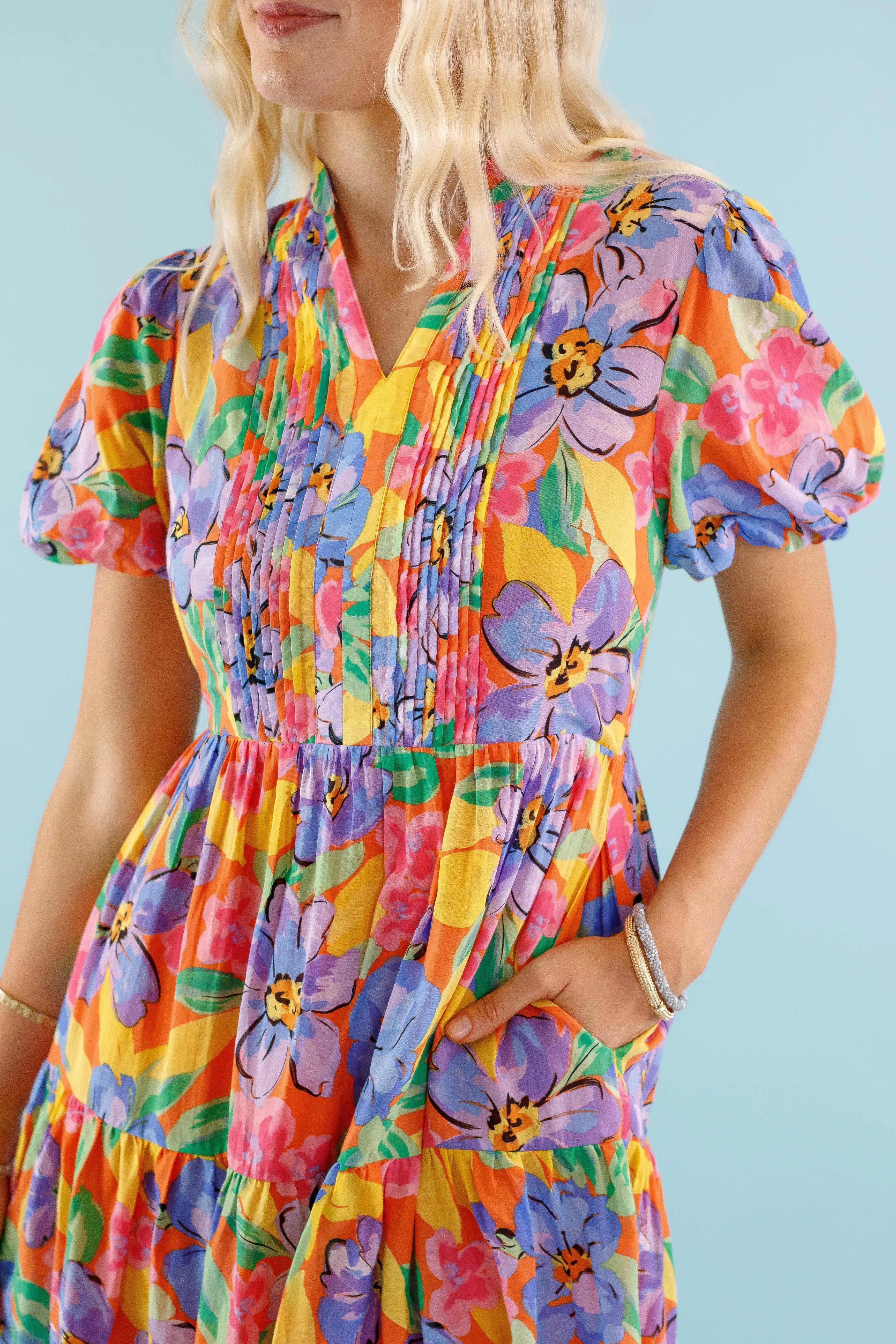 Flow Sleeve Soft and Chic The Big Picture Midi Dress
