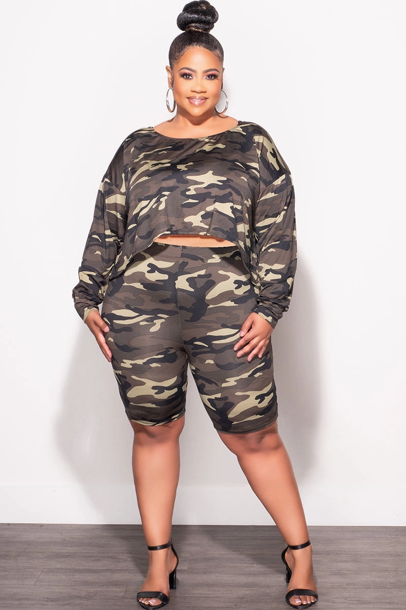 Final Sale Plus Size 2-Piece (Oversize Top & Bermuda Short) Set in Camouflage Print Cozy Design wrinkle free