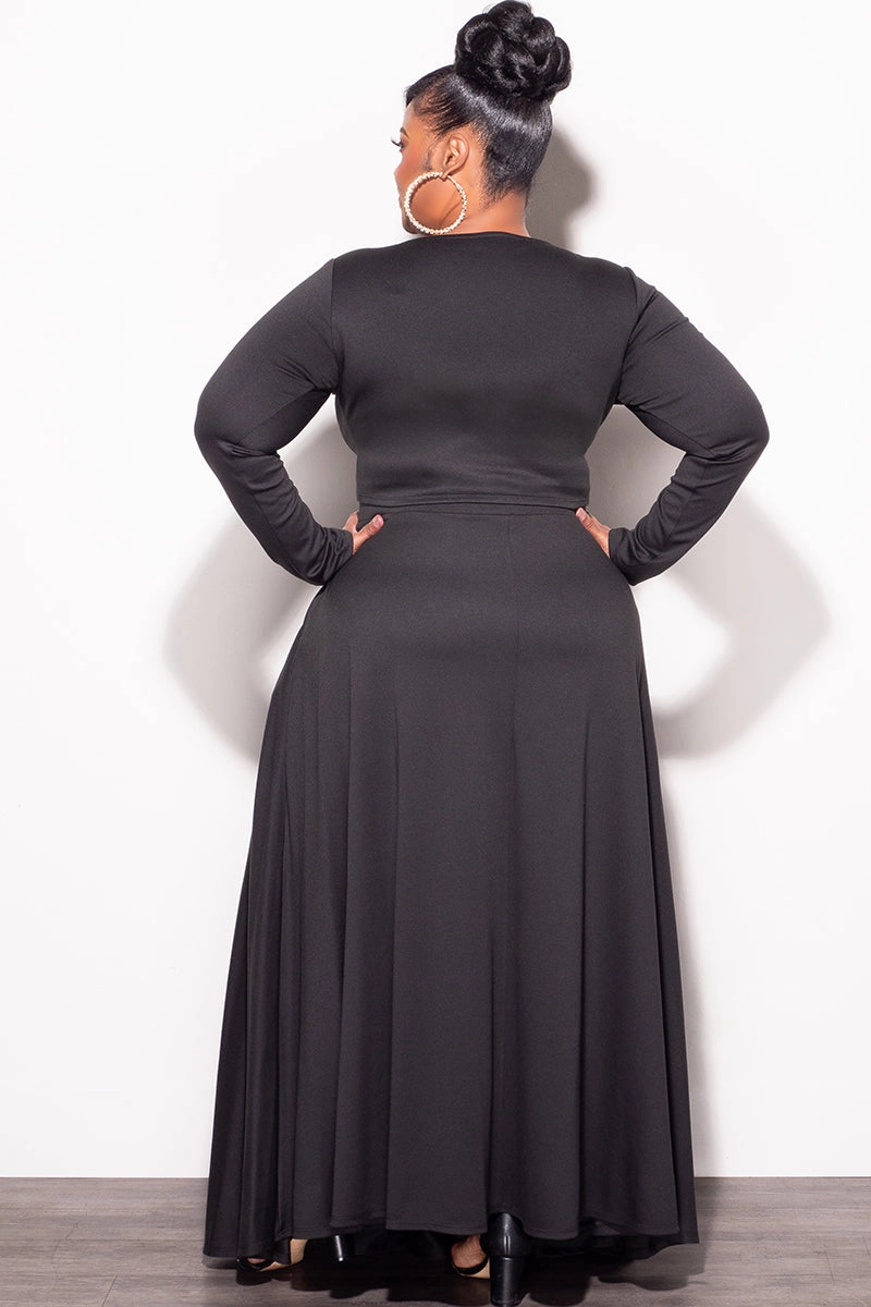 ExpandableSidePanels Final Sale Plus Size 2pc Maxi Skirt Set with Round Neck in Black