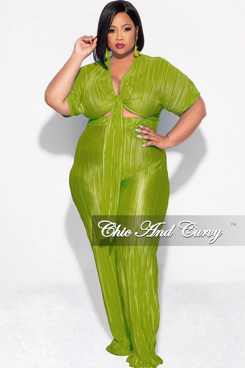 Final Sale Plus Size 2pc Pleated Top and Pants Set in Olive Wrinkle-Resistant