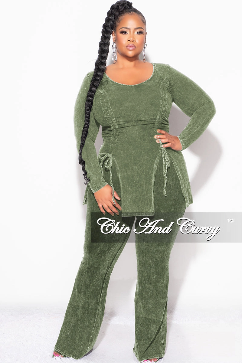 Eco Friendly Dyeing Flexible Motion Final Sale Plus Size 2pc Ruched Drawstring Double Slit Top and Pants Set in Green